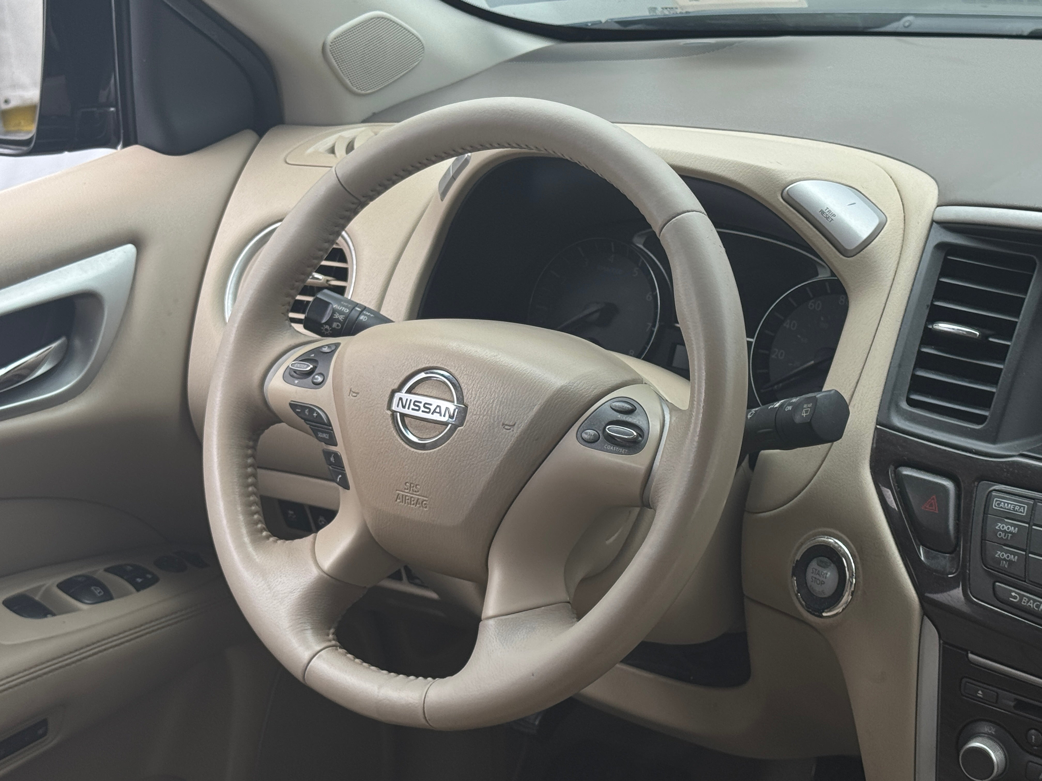2014 Nissan Pathfinder Platinum 5