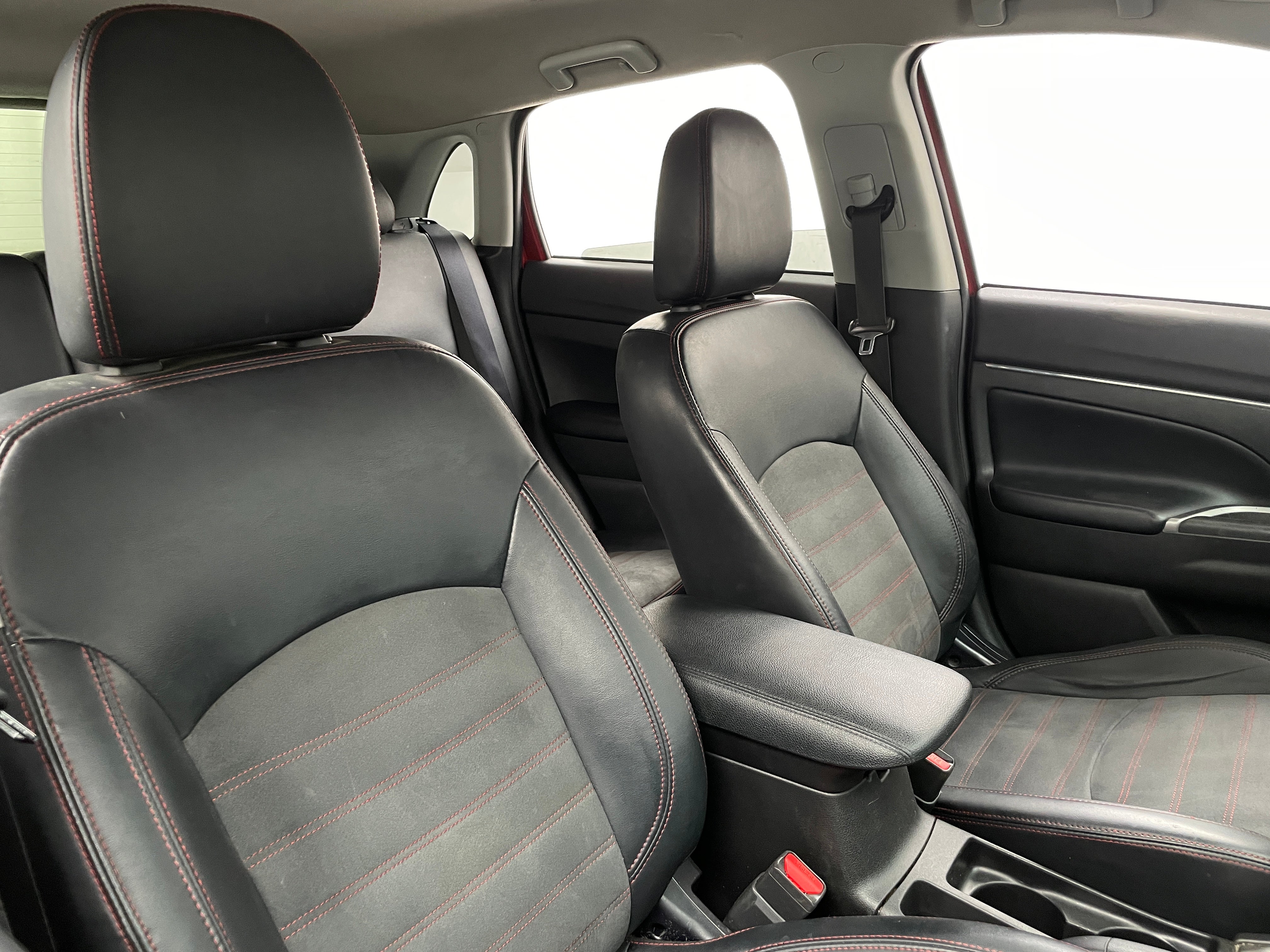 2018 Mitsubishi Outlander Sport SE 2