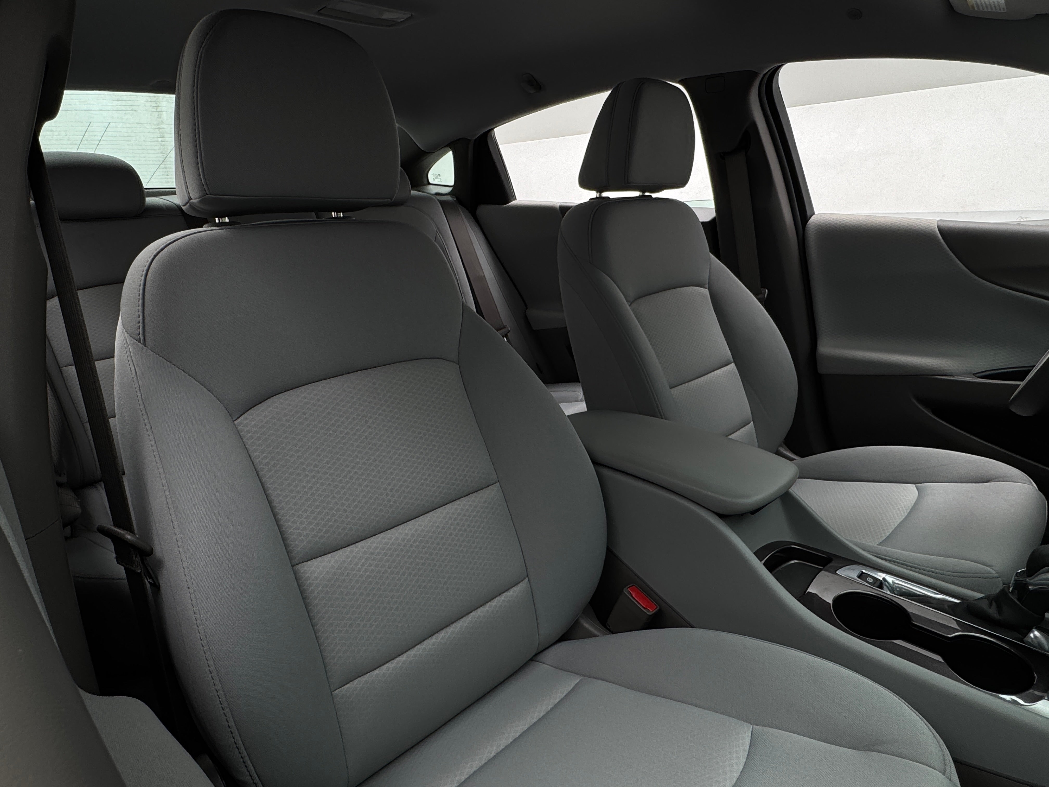 2025 Chevrolet Malibu LS 2