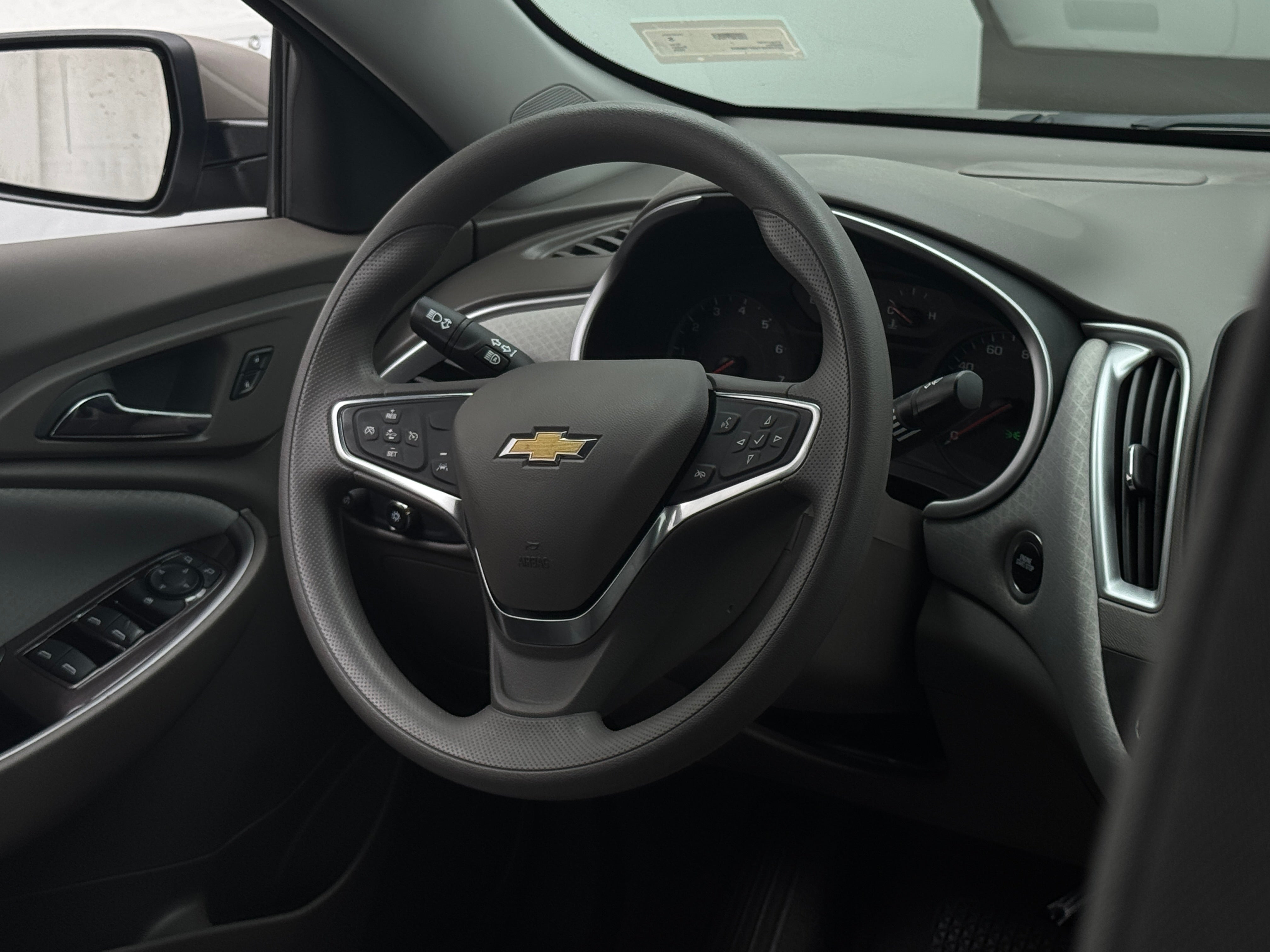 2025 Chevrolet Malibu LS 5