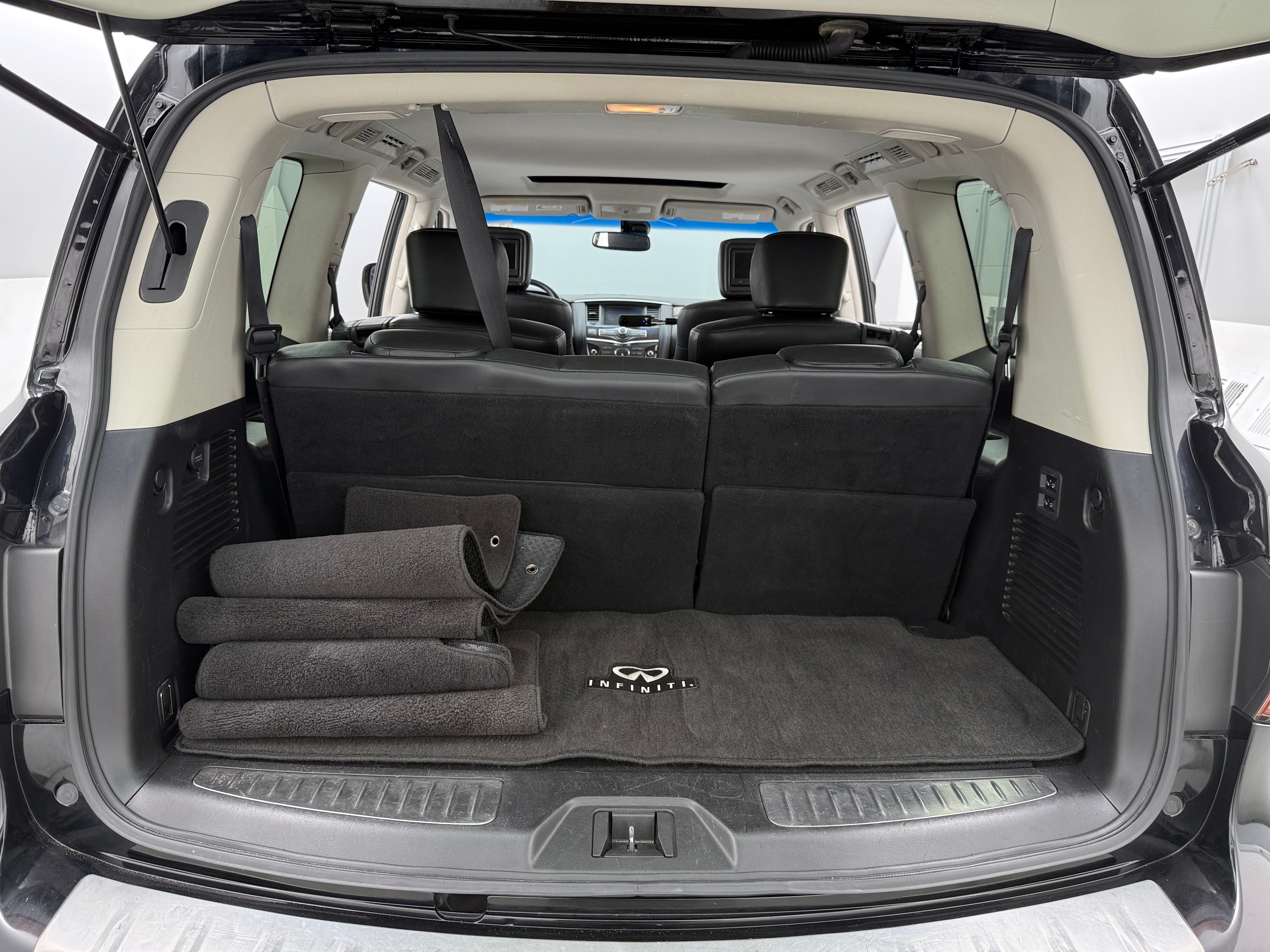 2015 INFINITI QX80 Base 6