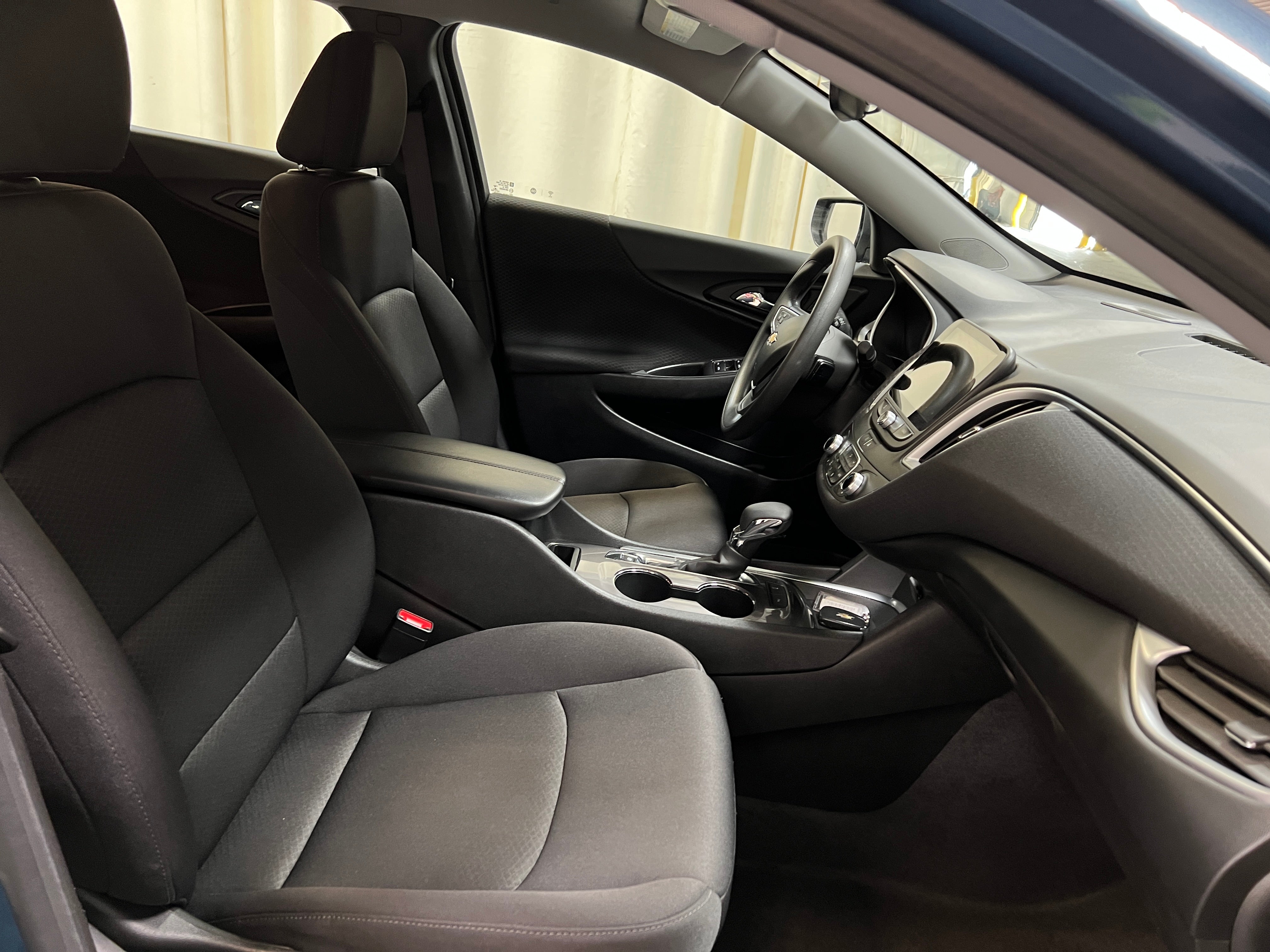 2024 Chevrolet Malibu LT 2