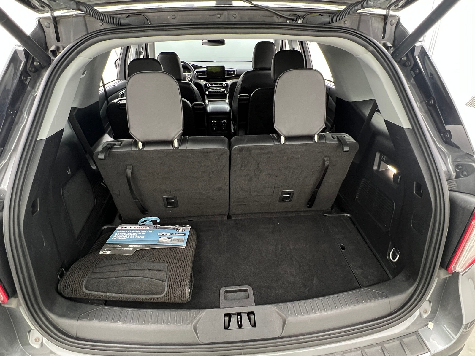 Thumbnail: 2023 Ford Explorer - 6