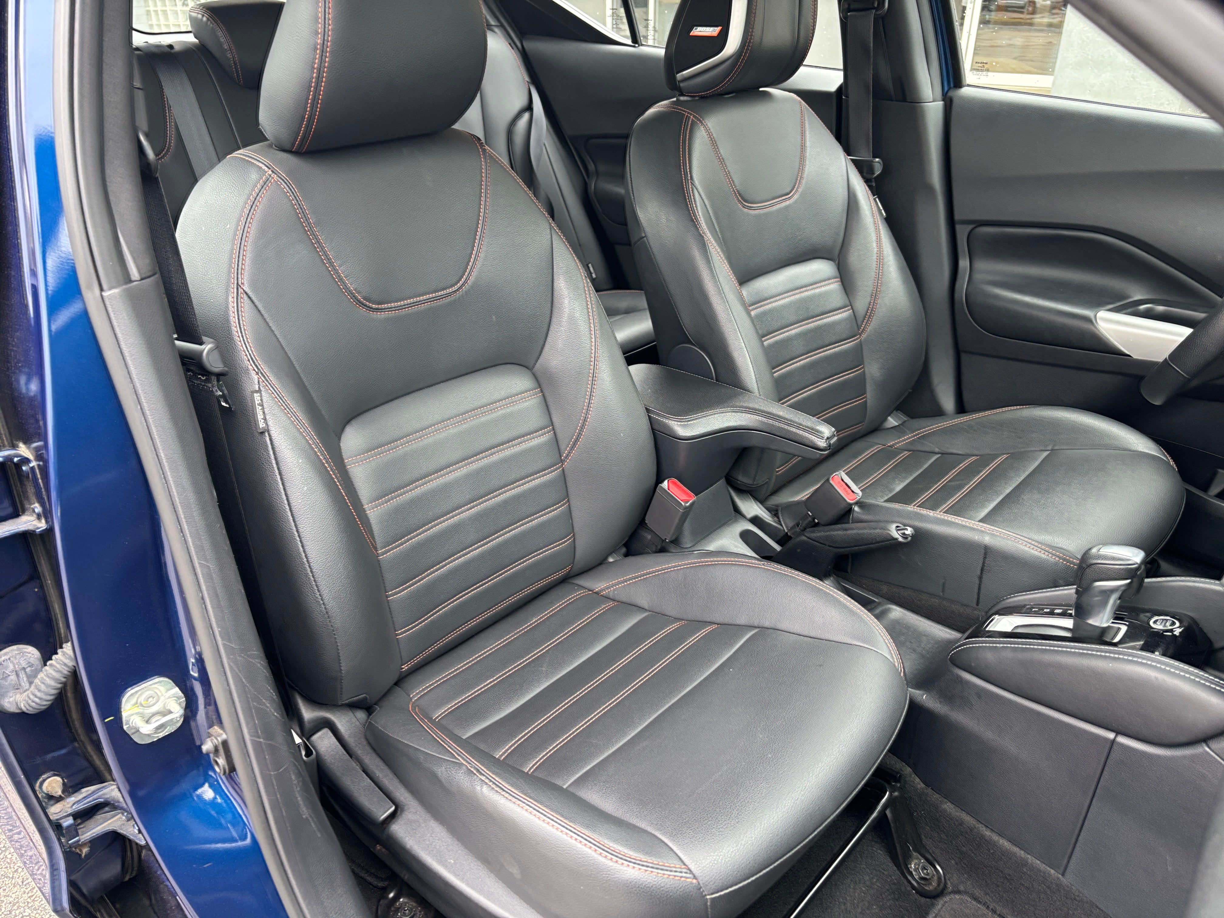 2020 Nissan Kicks SR 2