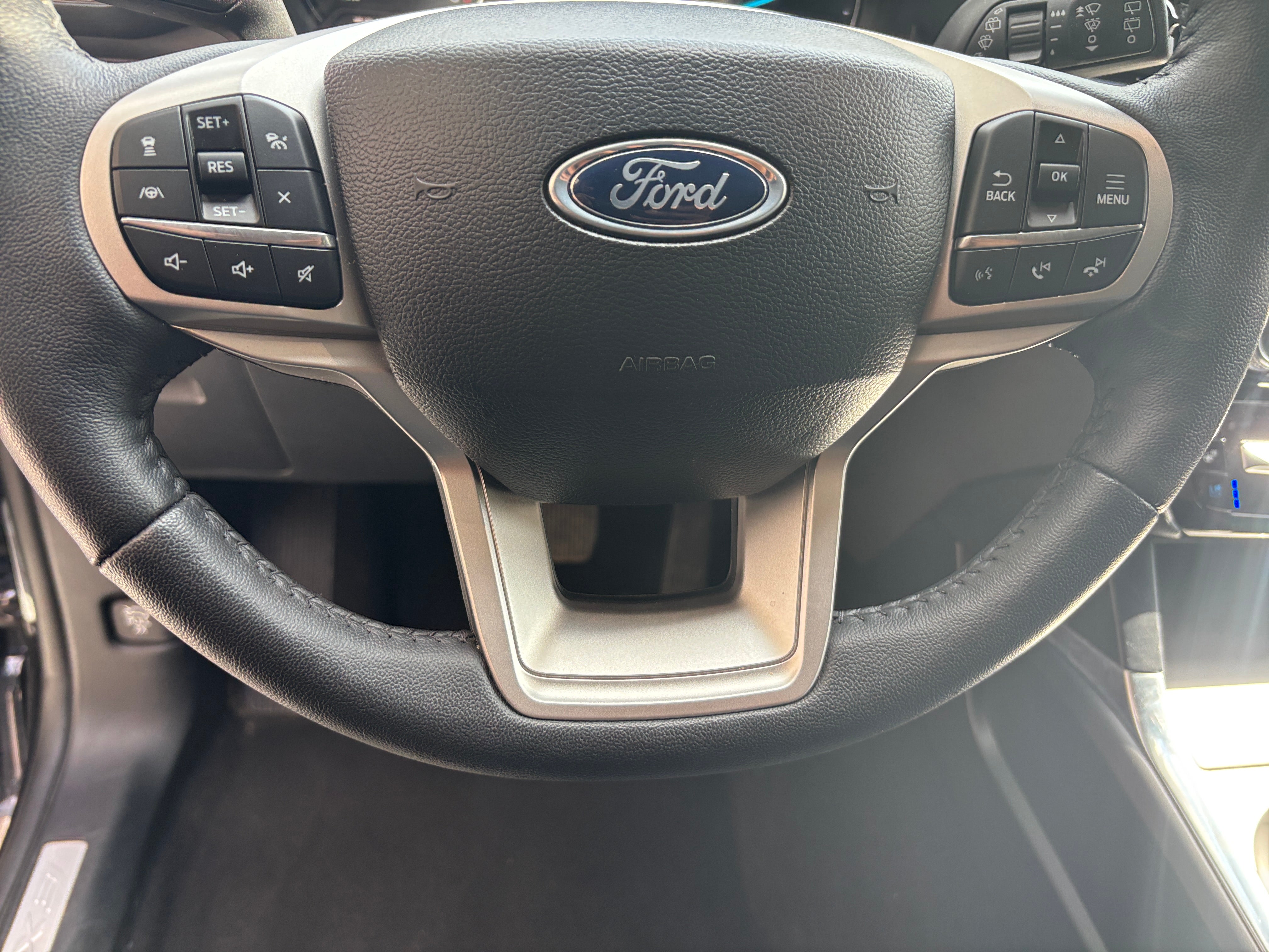 2024 Ford Explorer Limited 5