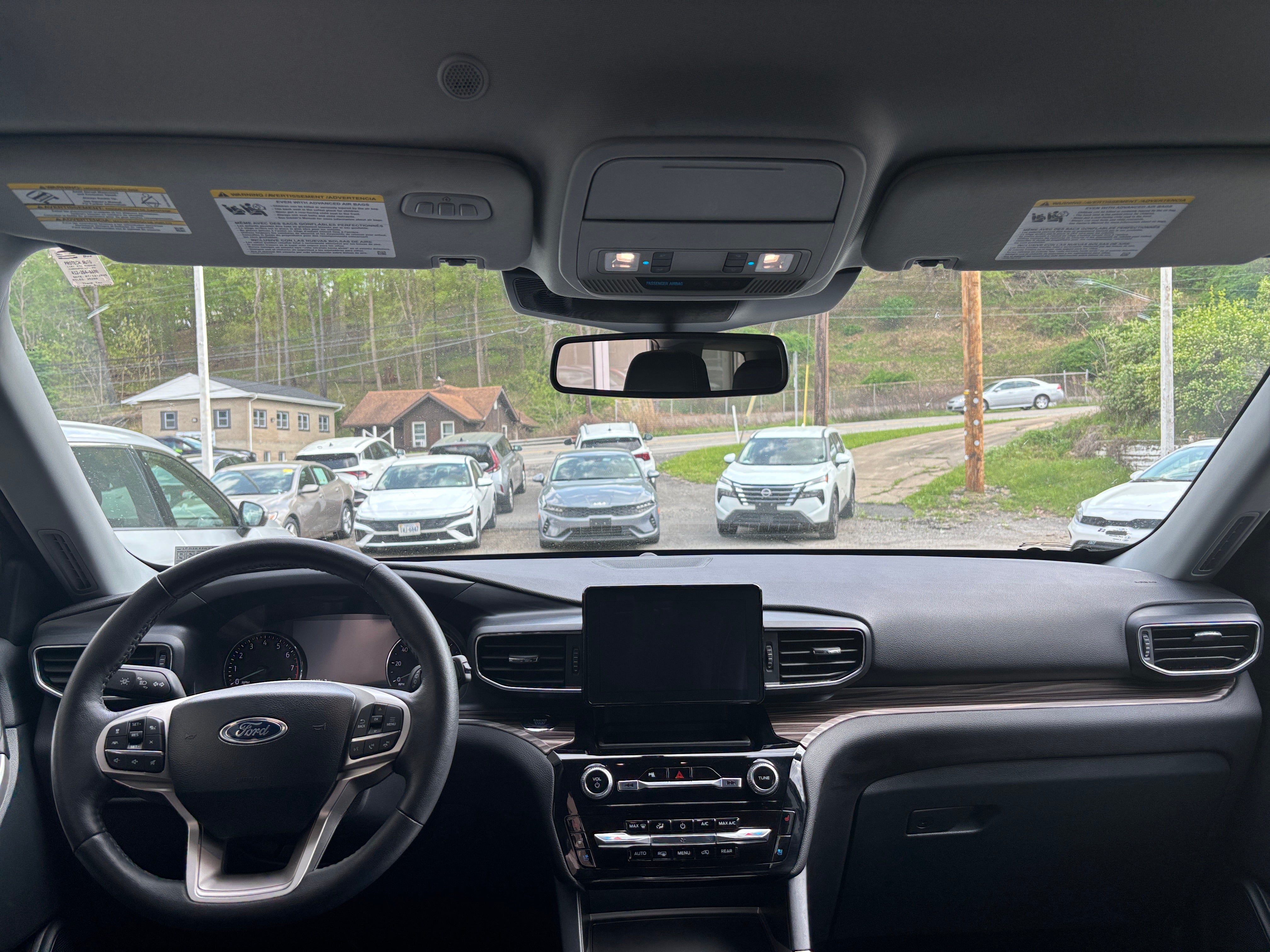 2024 Ford Explorer Limited 3