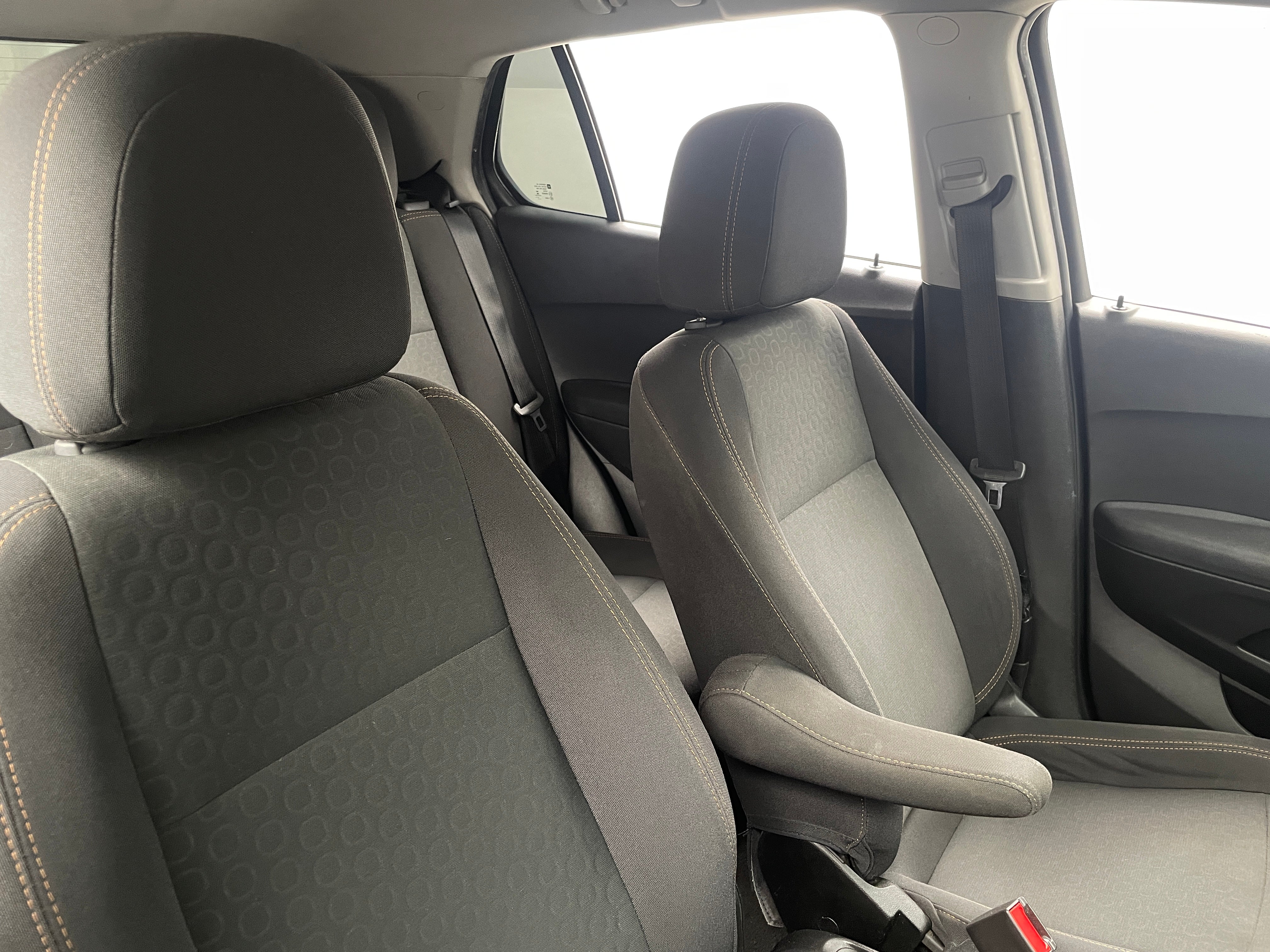 2019 Chevrolet Trax LS 2