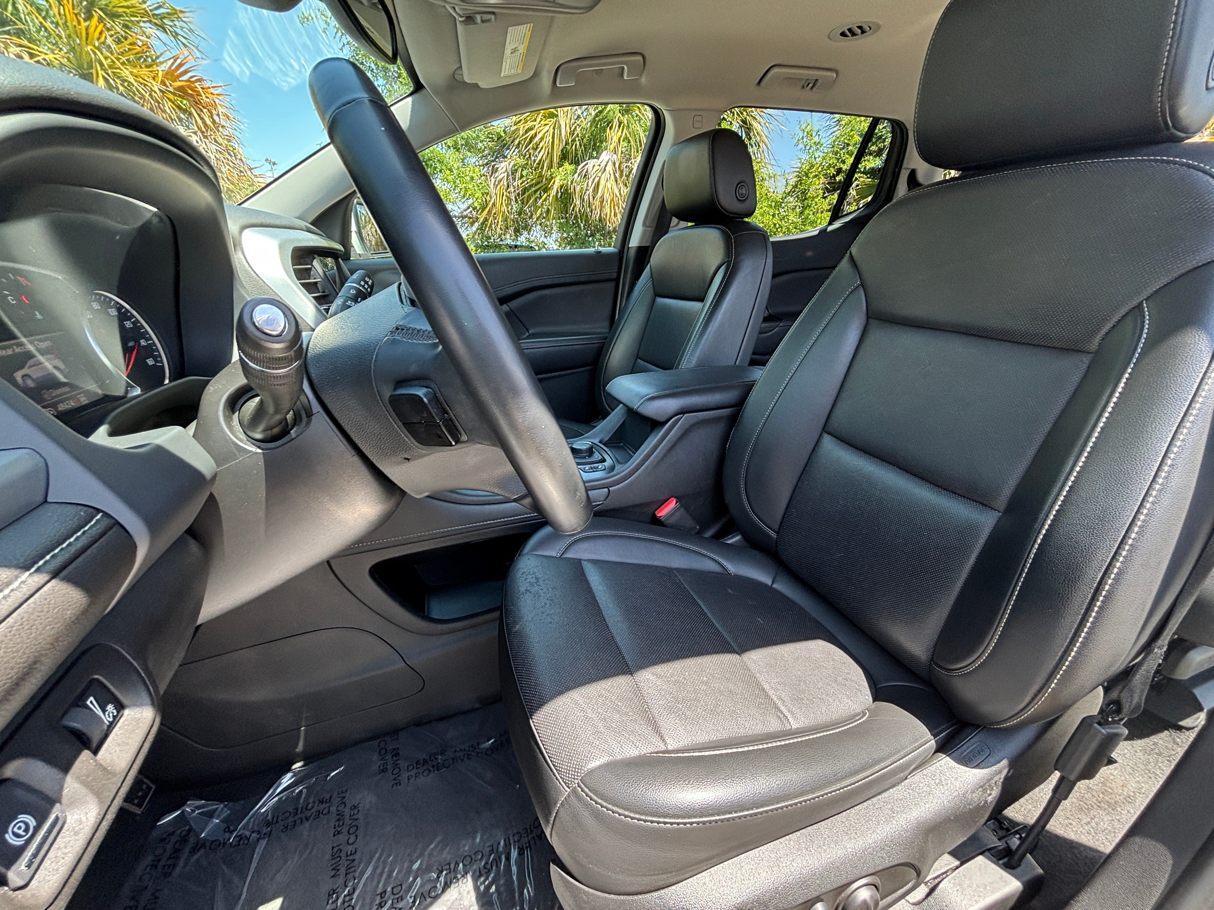 2023 GMC Acadia SLT 2