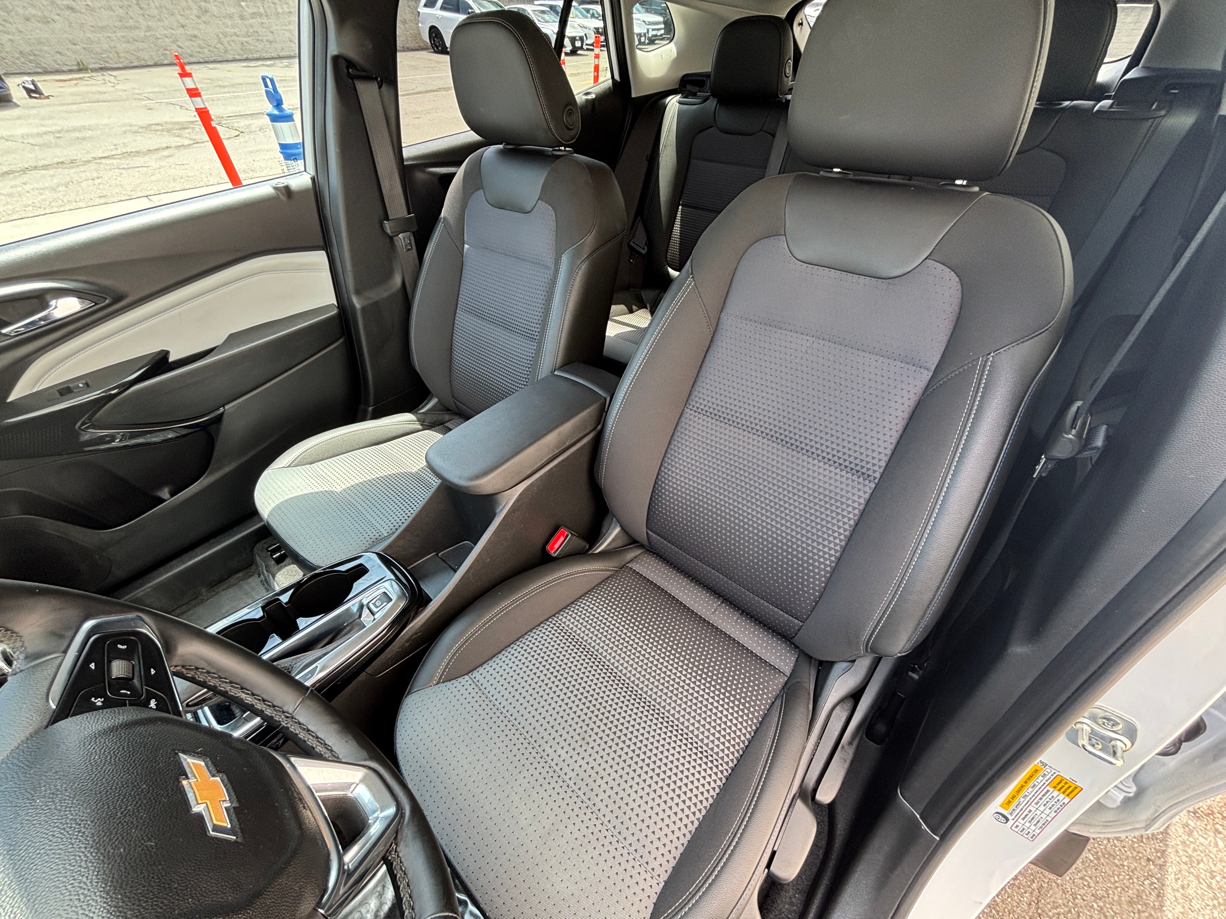 2024 Chevrolet Trax LT 2