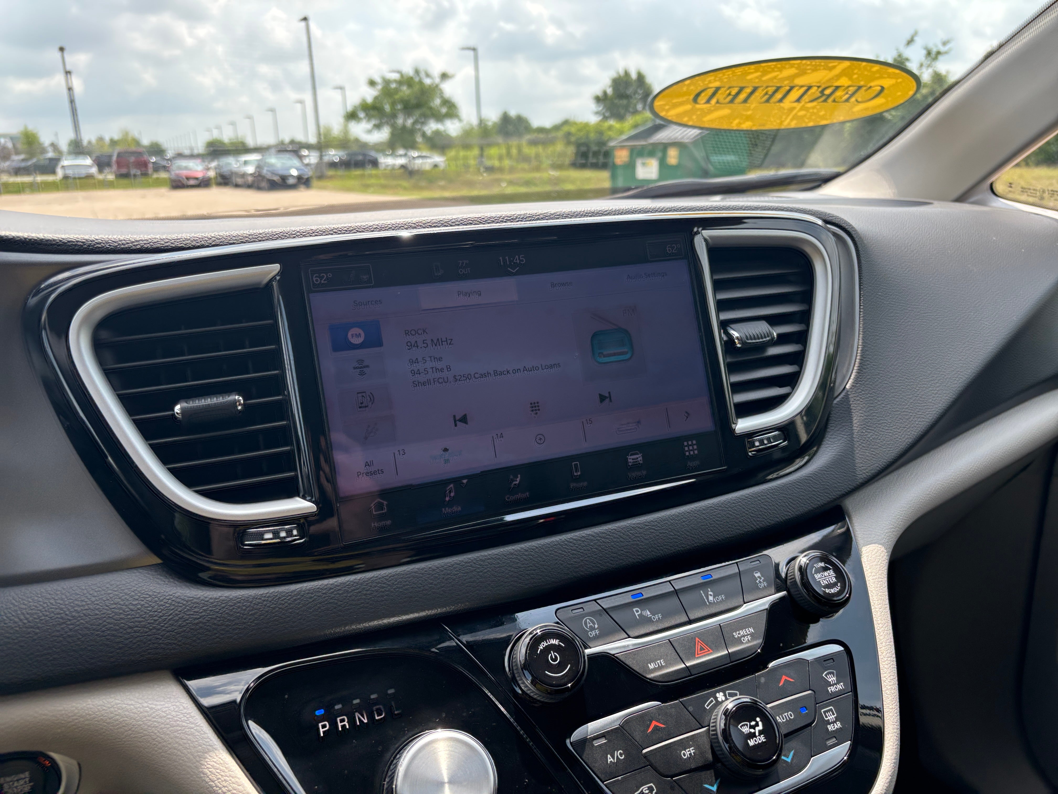 2024 Chrysler Pacifica Touring L 4