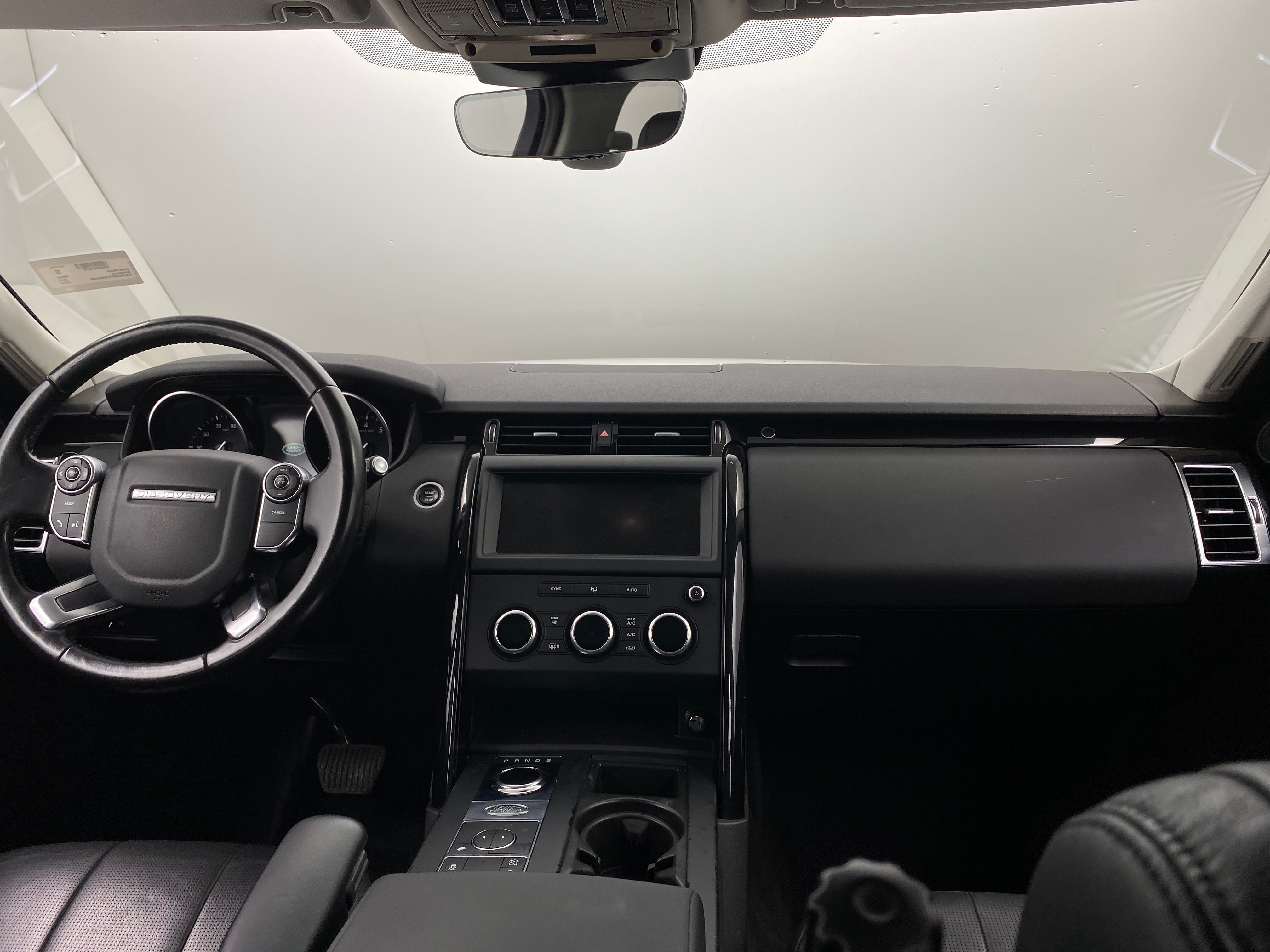 2018 Land Rover Discovery SE 2