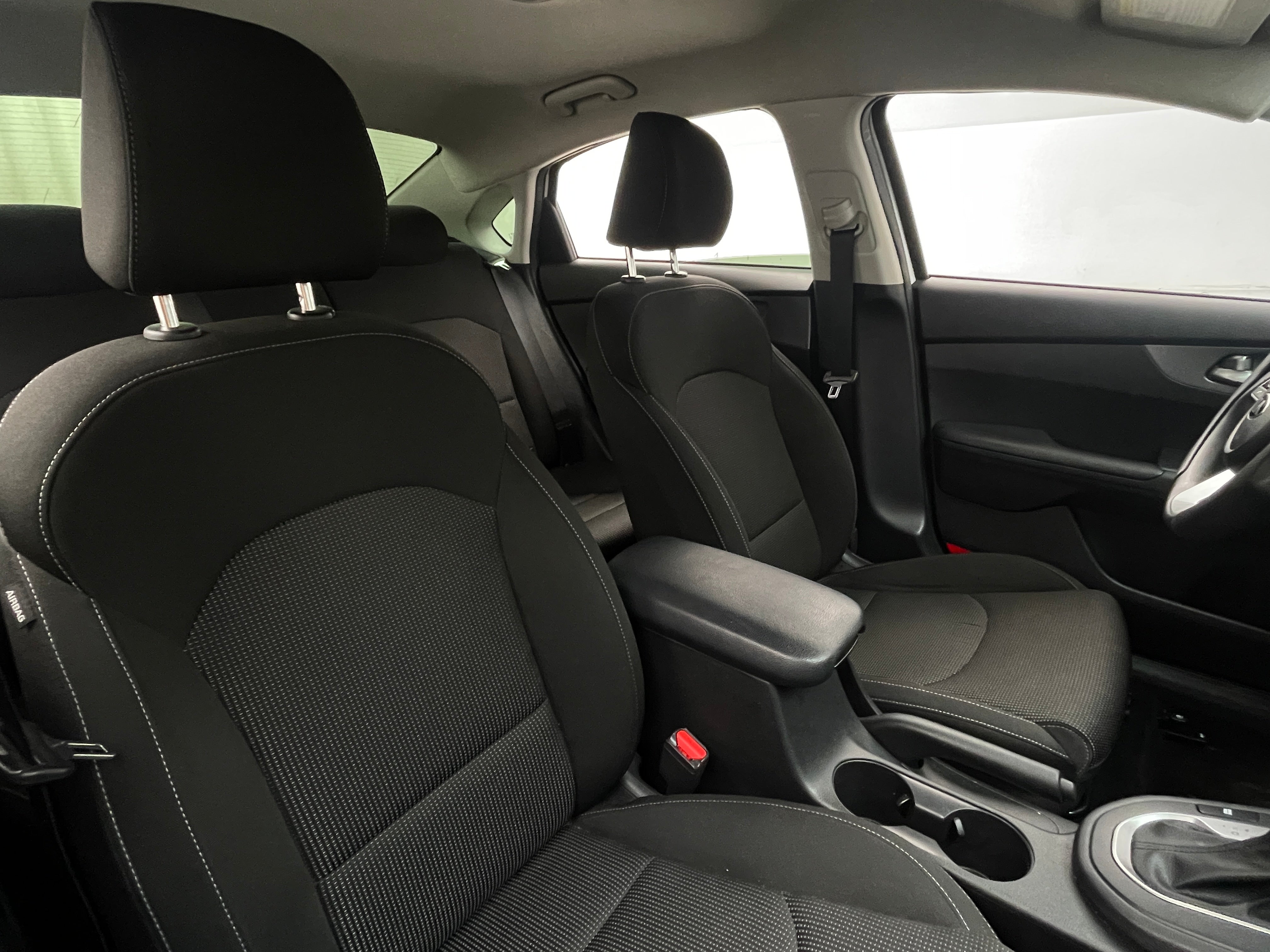 2021 Kia Forte LXS 2