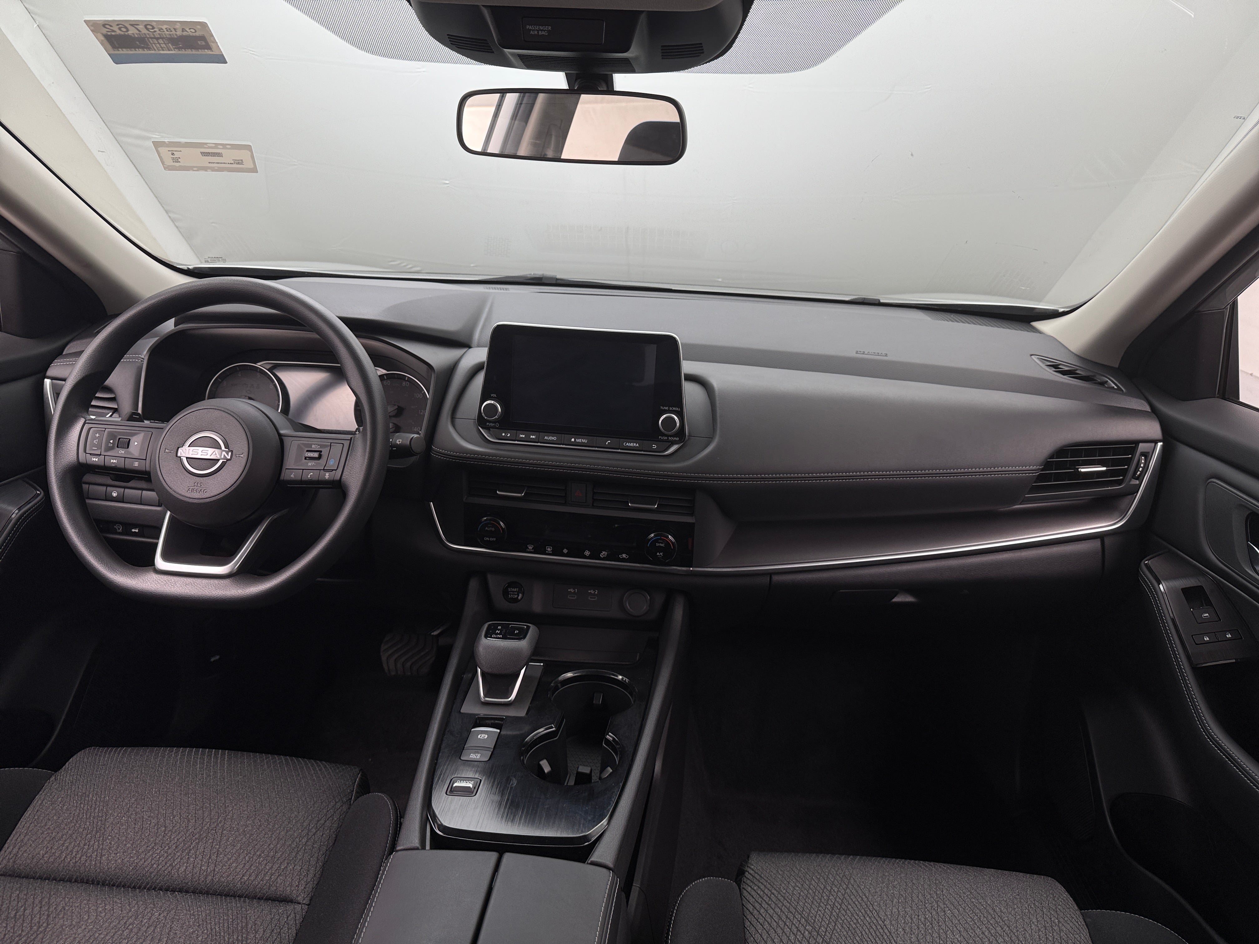 2024 Nissan Rogue SV 3