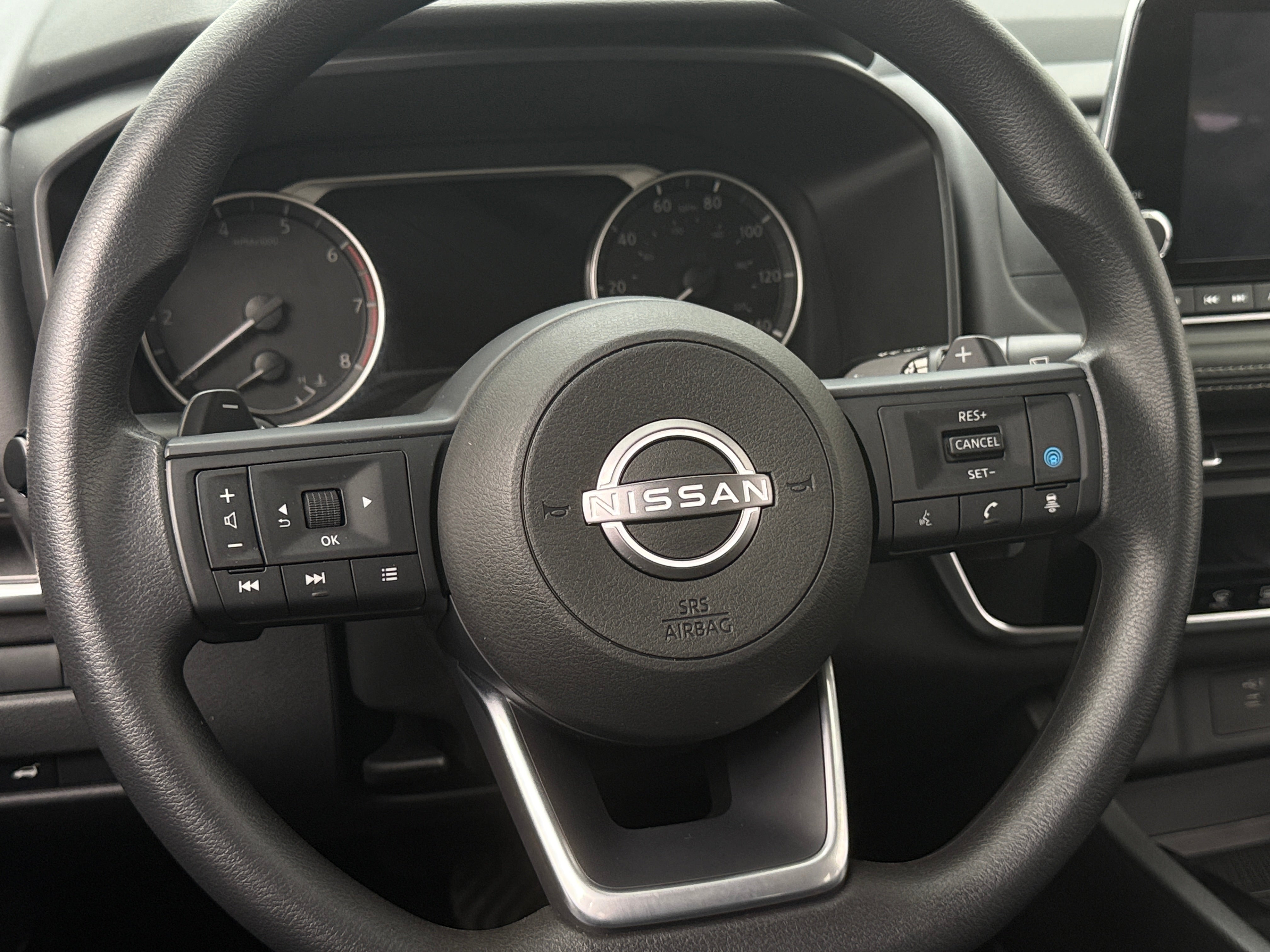 2024 Nissan Rogue SV 5