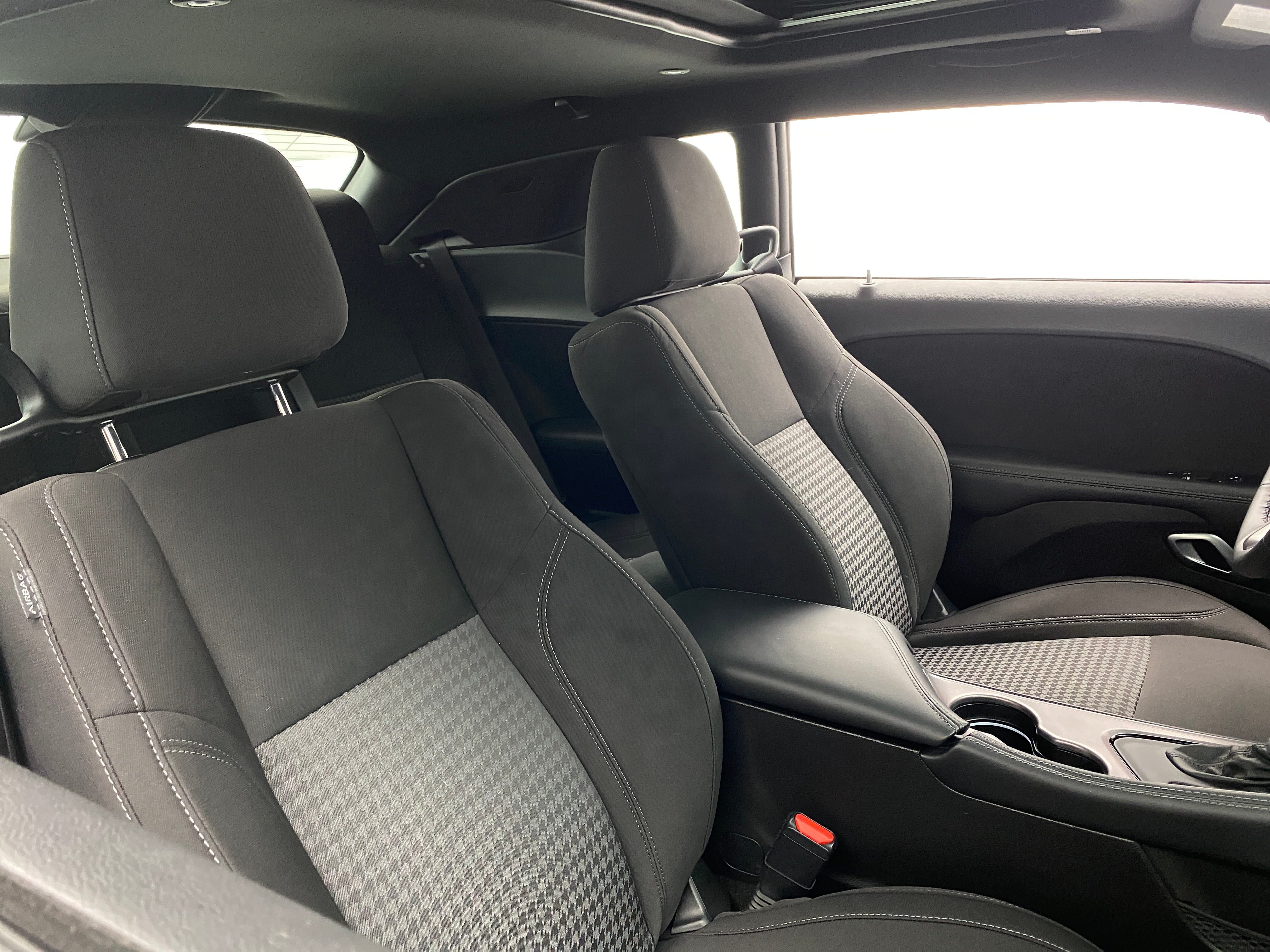 2023 Dodge Challenger SXT 2