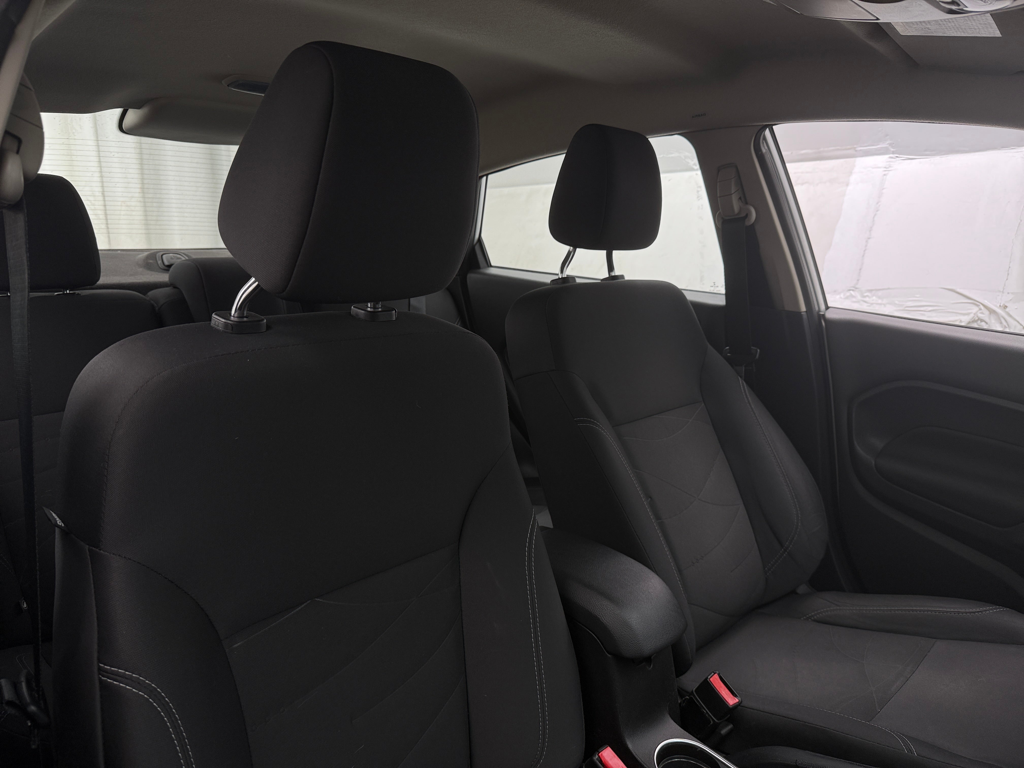 2017 Ford Fiesta SE 2