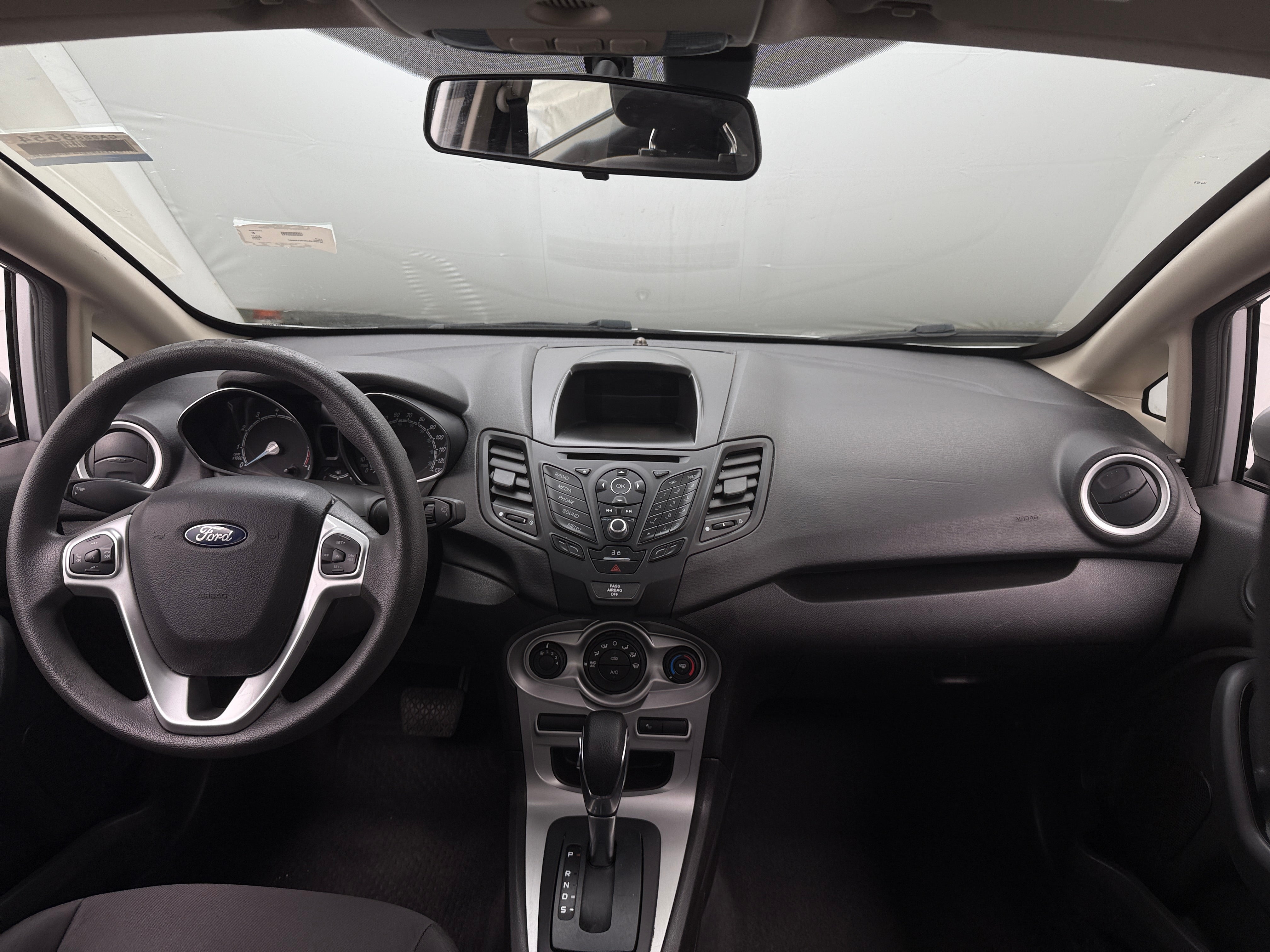 2017 Ford Fiesta SE 3