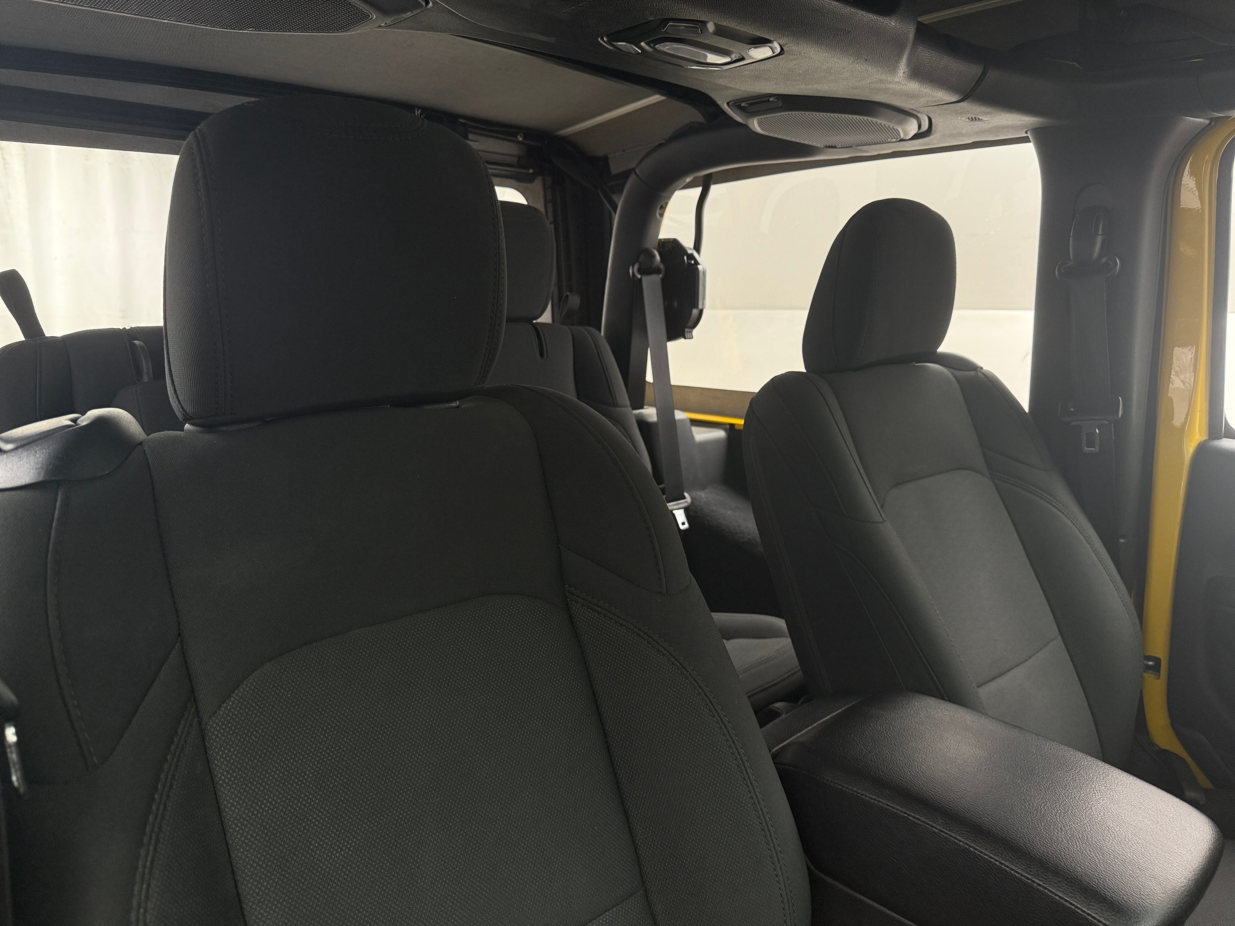 2020 Jeep Wrangler Sport 2