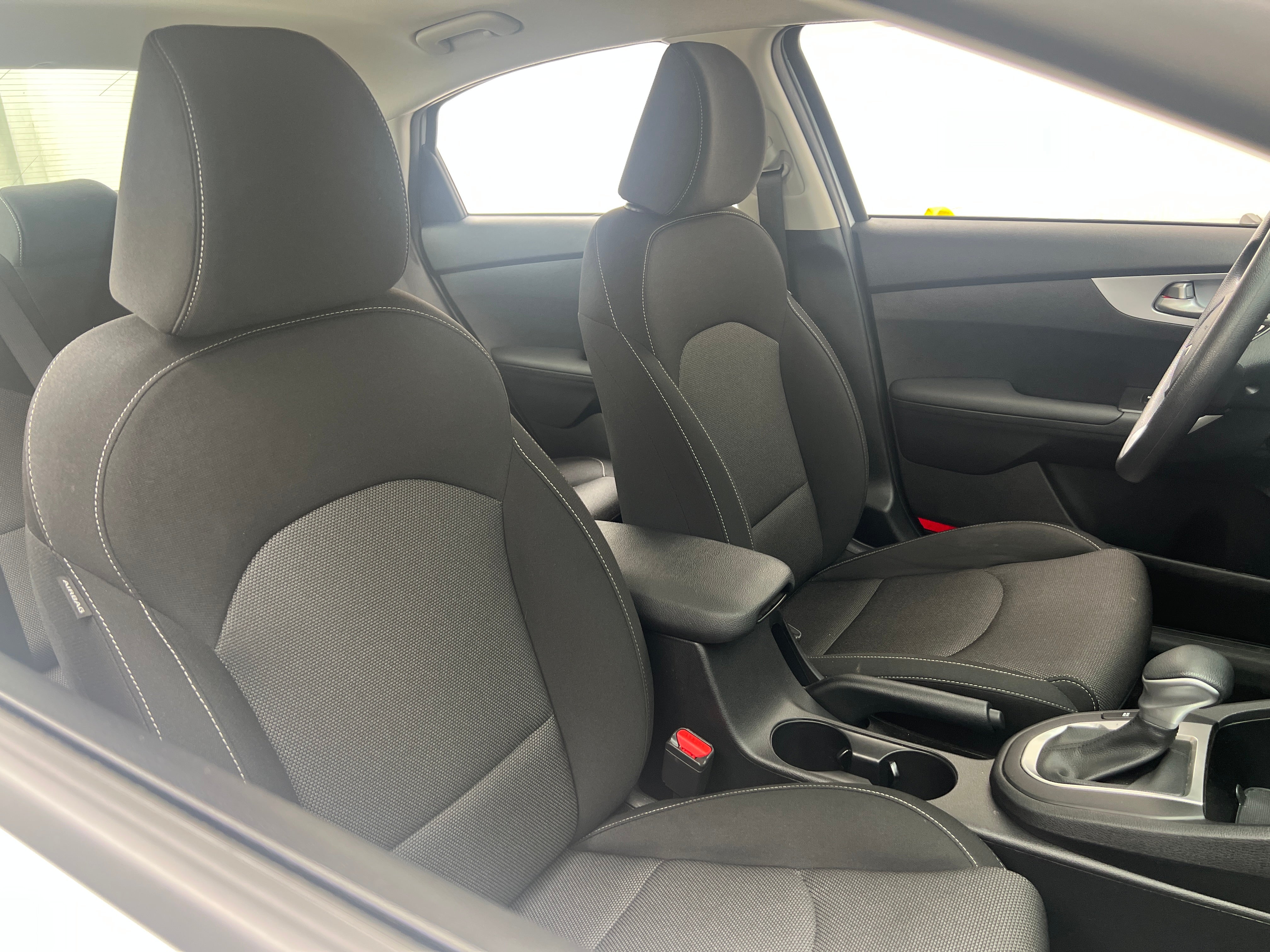 2024 Kia Forte LXS 2