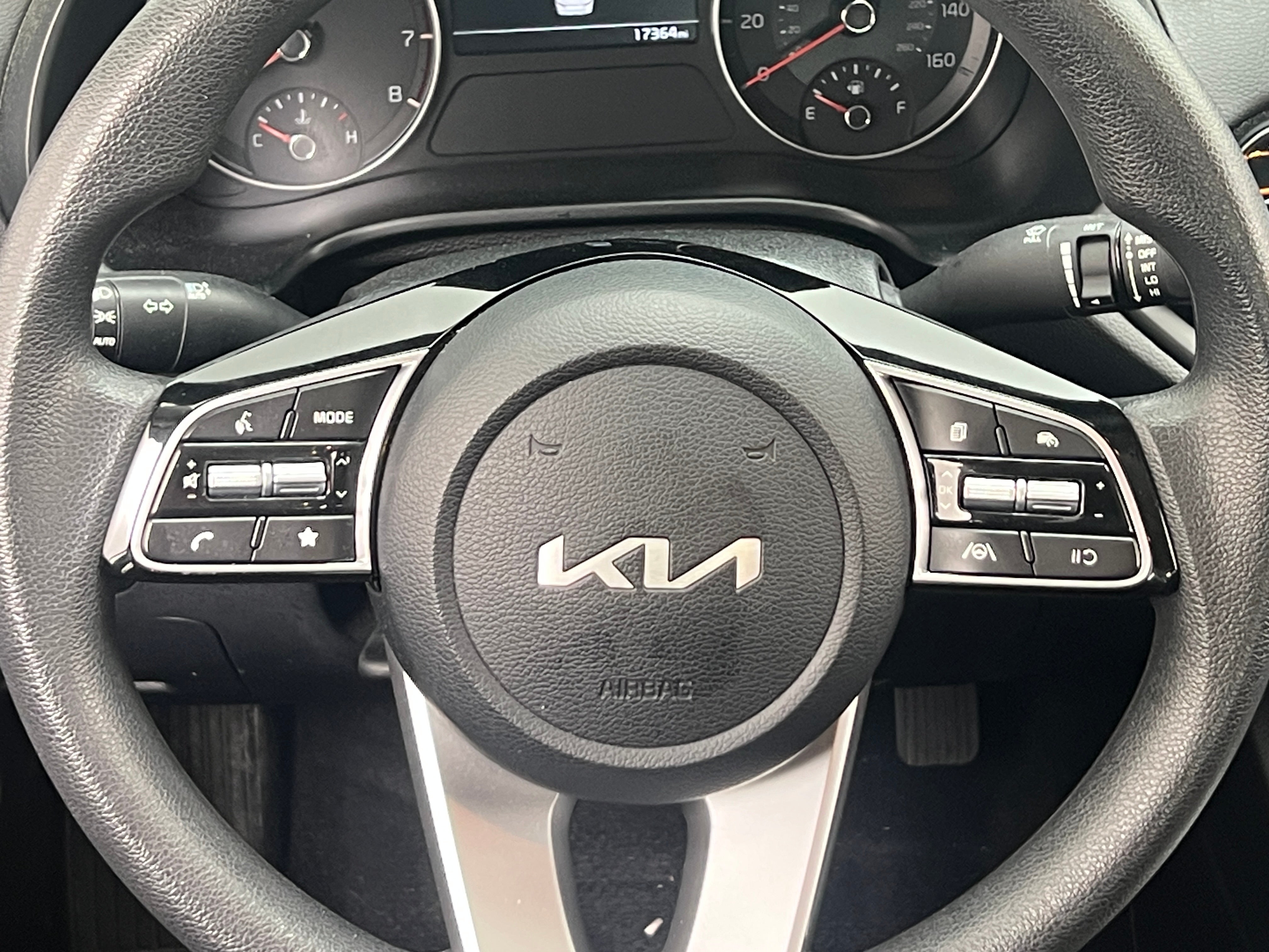 2024 Kia Forte LXS 5