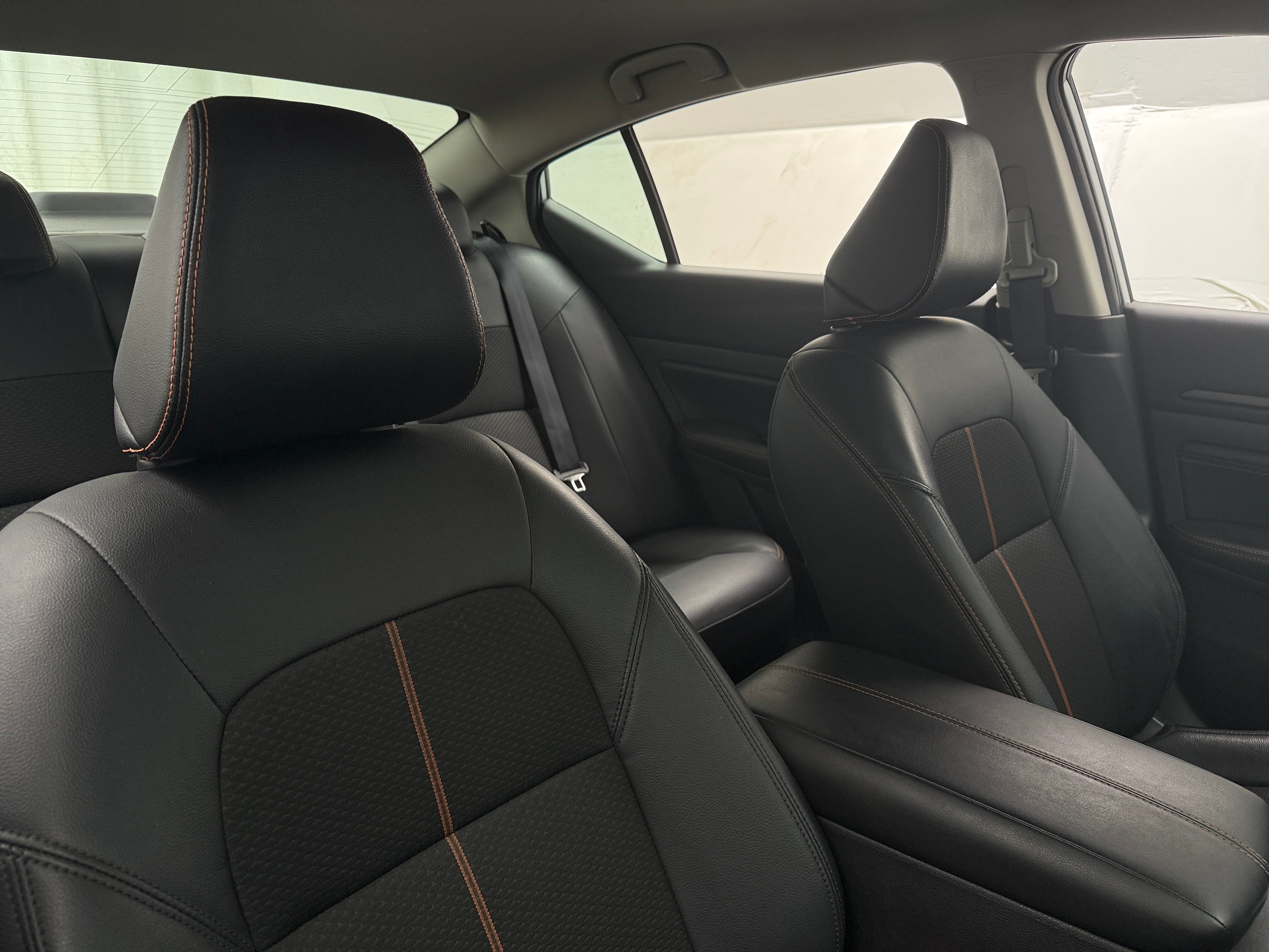 2022 Nissan Altima SR 2