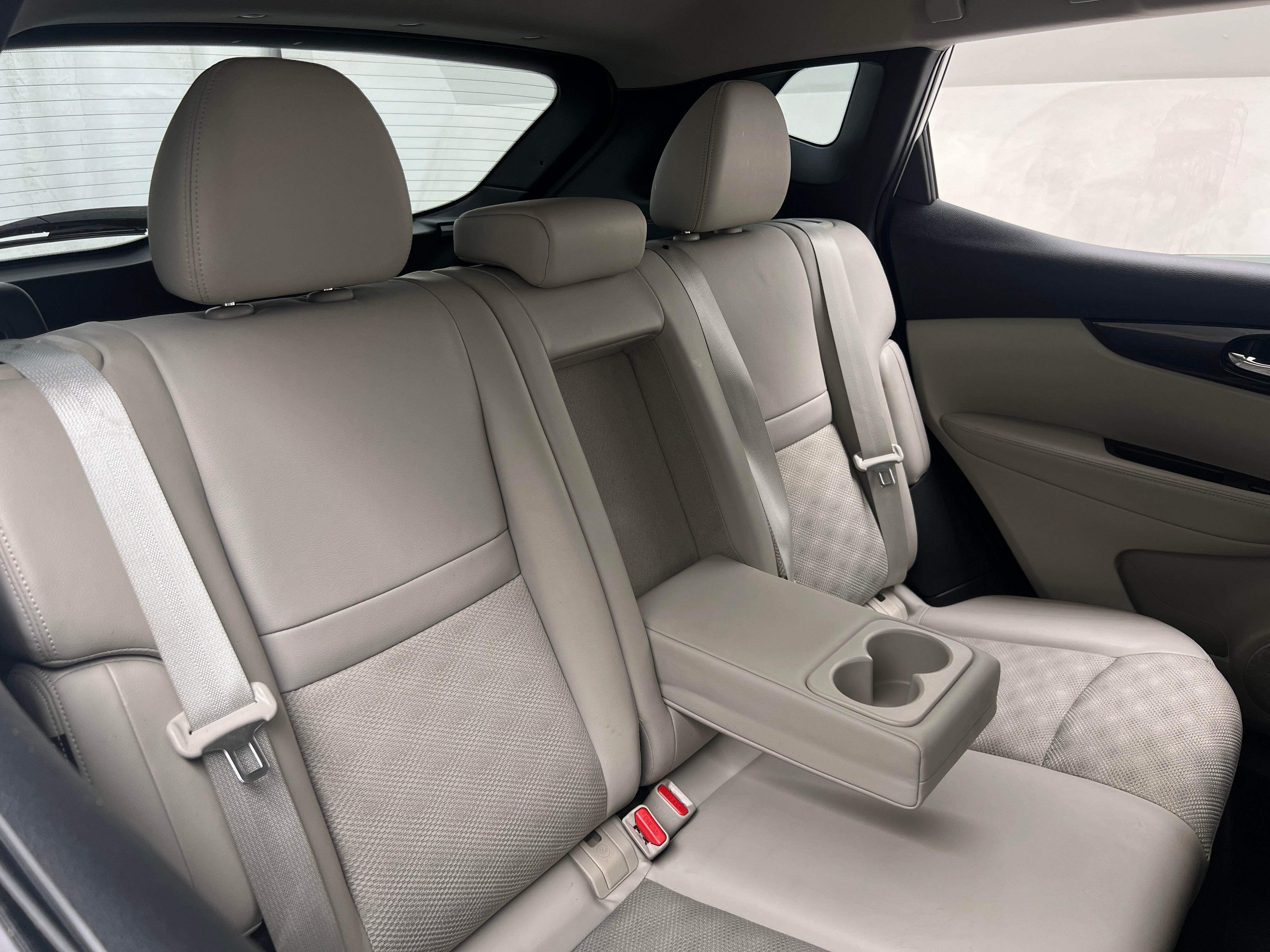 2022 Nissan Rogue Sport SV 6