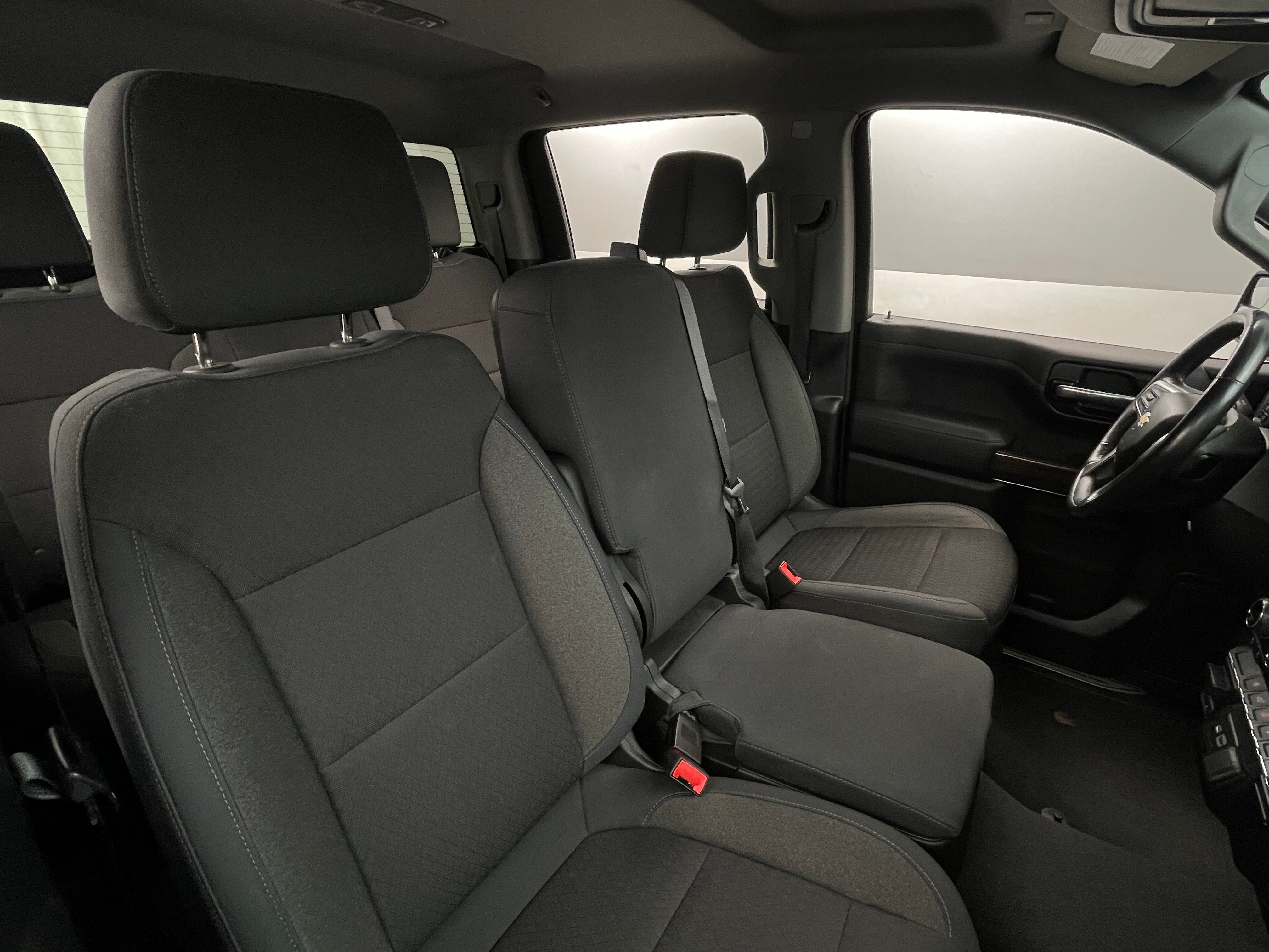 2019 Chevrolet Silverado 1500 LT 2