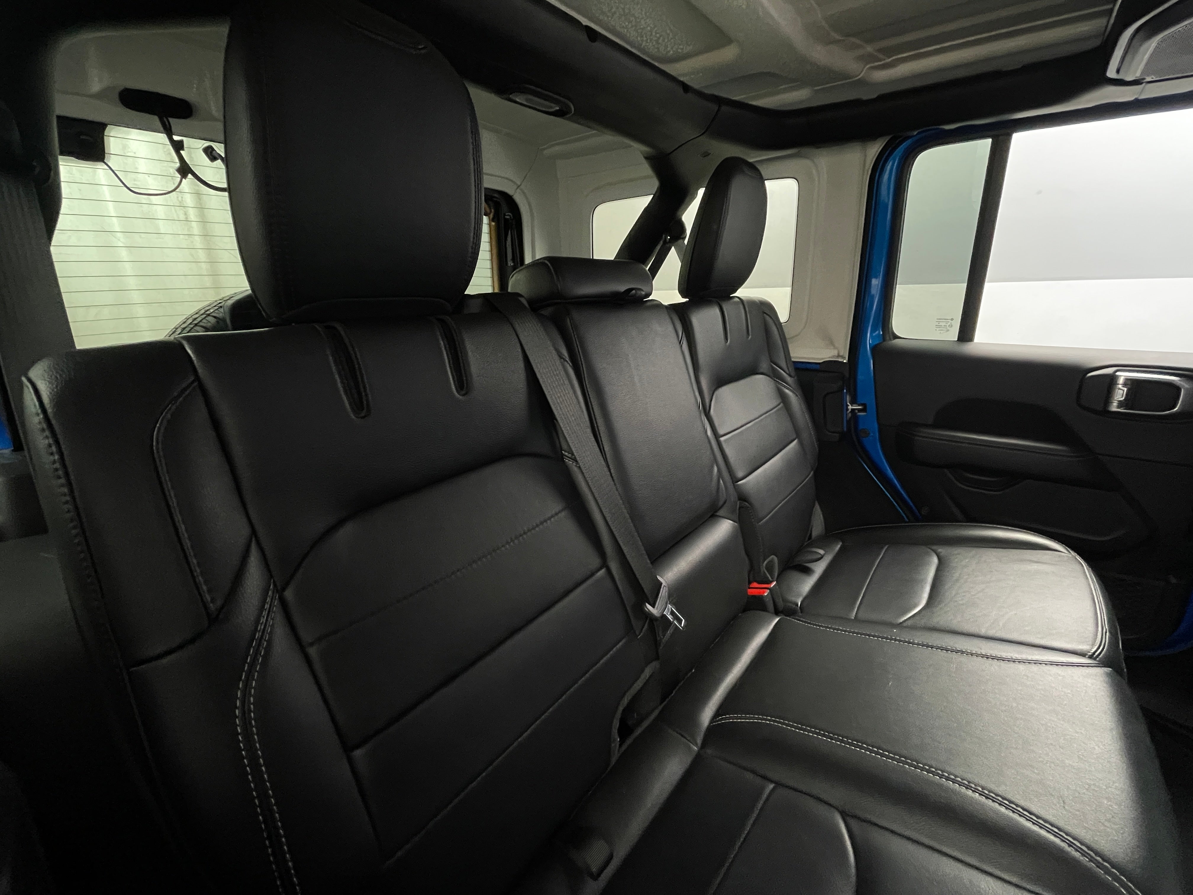 2022 Jeep Wrangler Unlimited Sahara 4xe 5