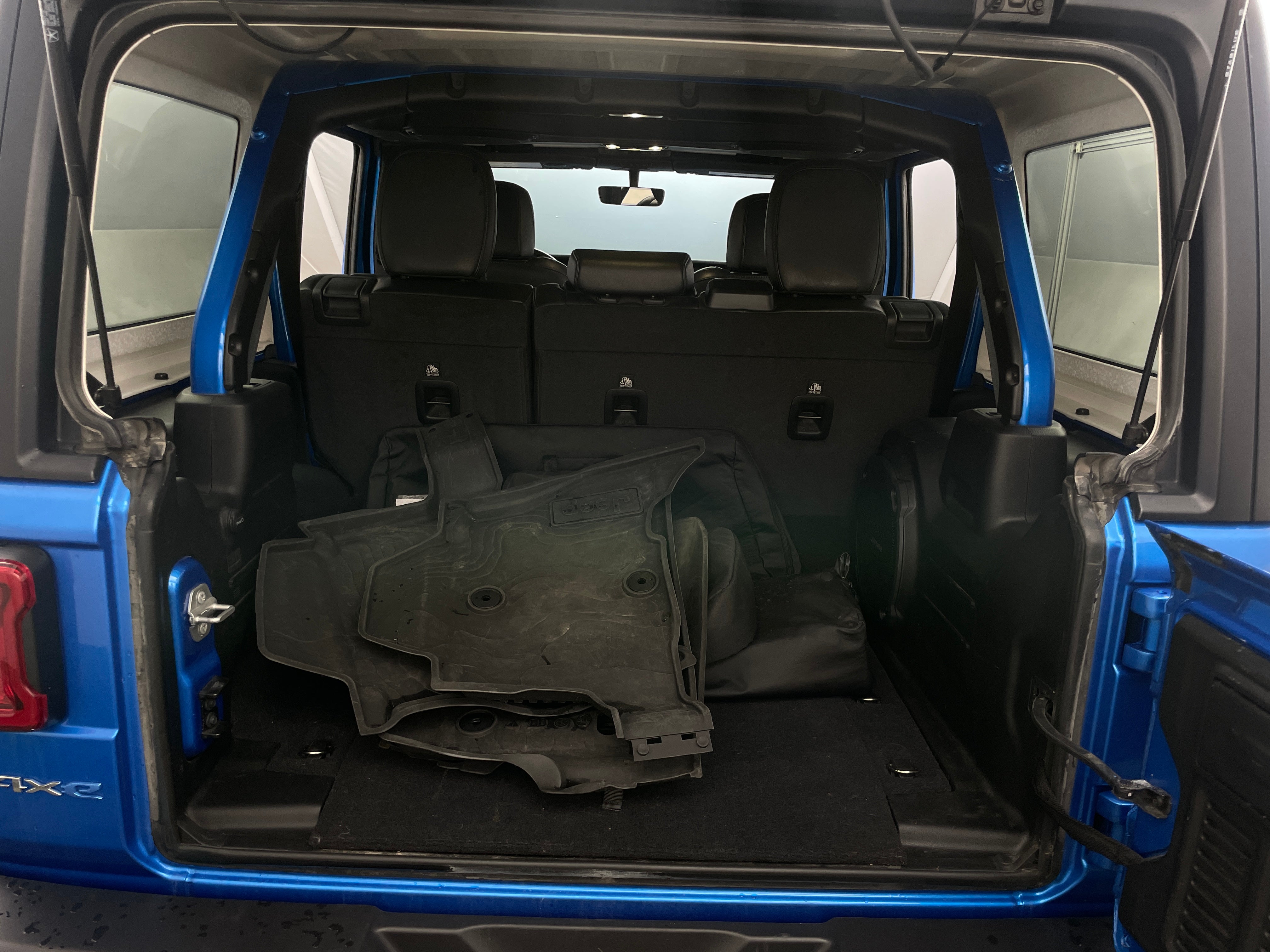 2022 Jeep Wrangler Unlimited Sahara 4xe 6