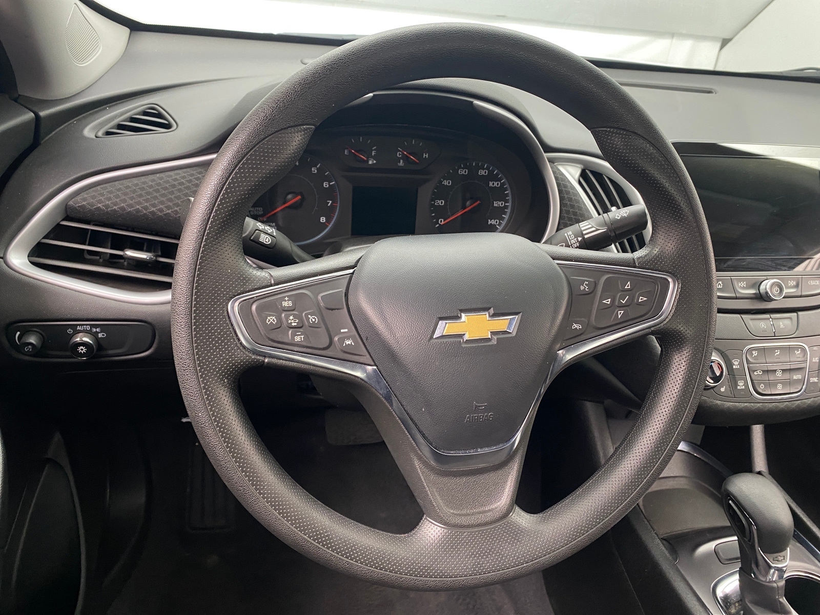 Thumbnail: 2023 Chevrolet Malibu - 5