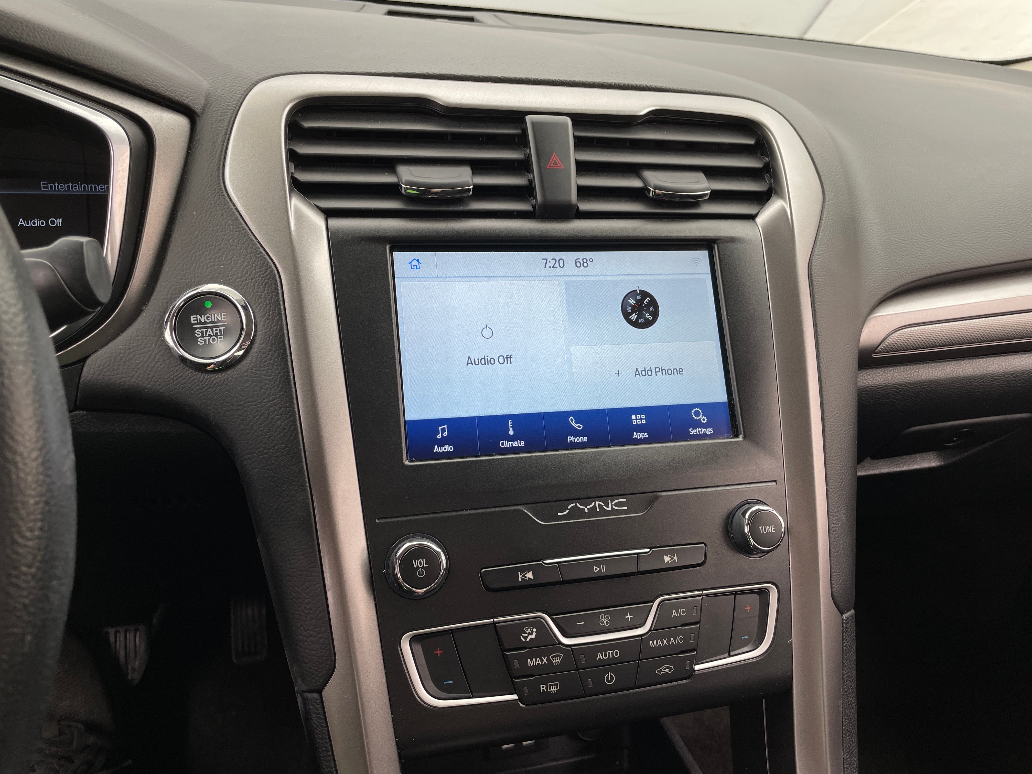 2020 Ford Fusion SE 4