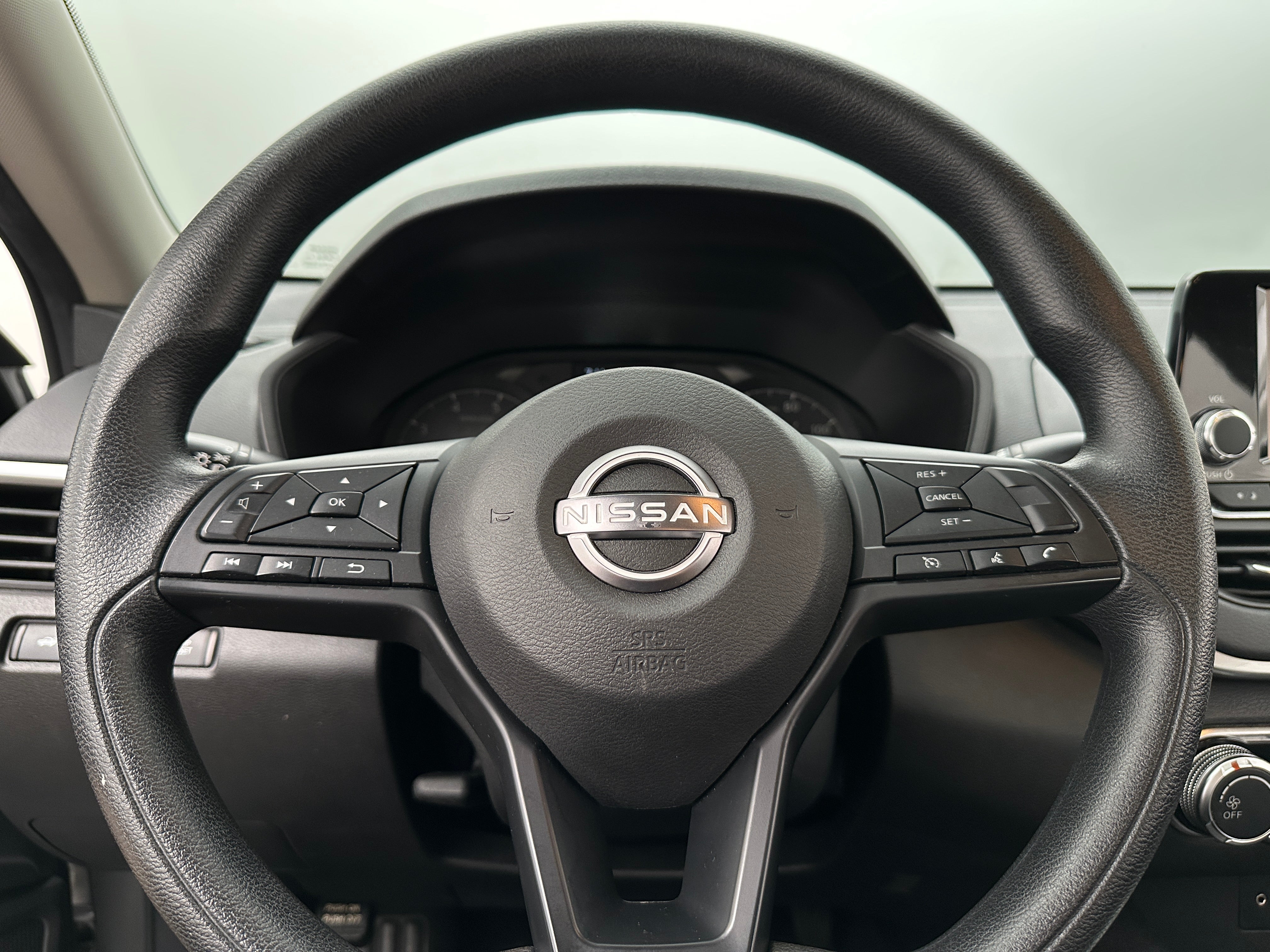 2023 Nissan Altima S 5