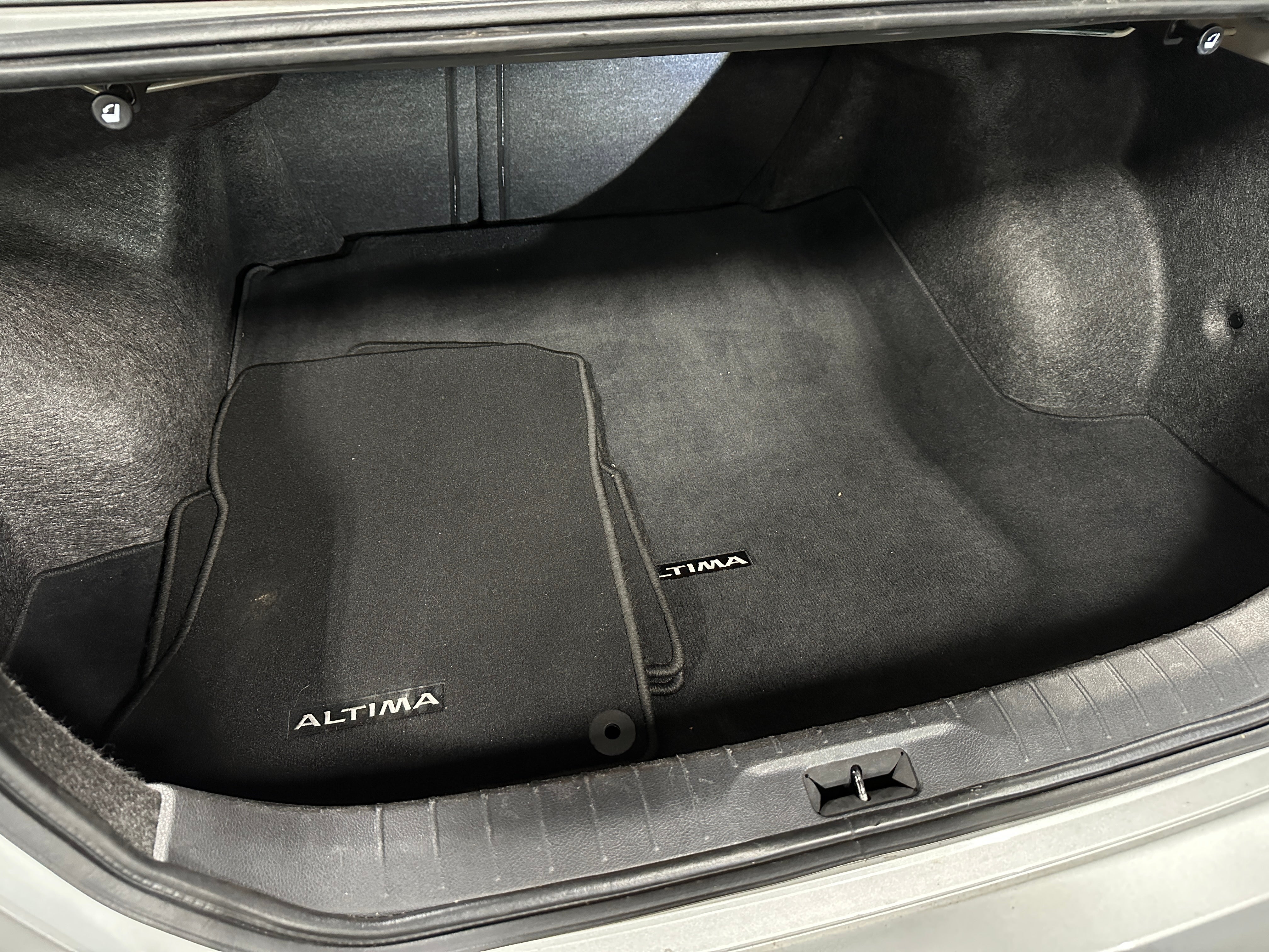 2023 Nissan Altima S 7