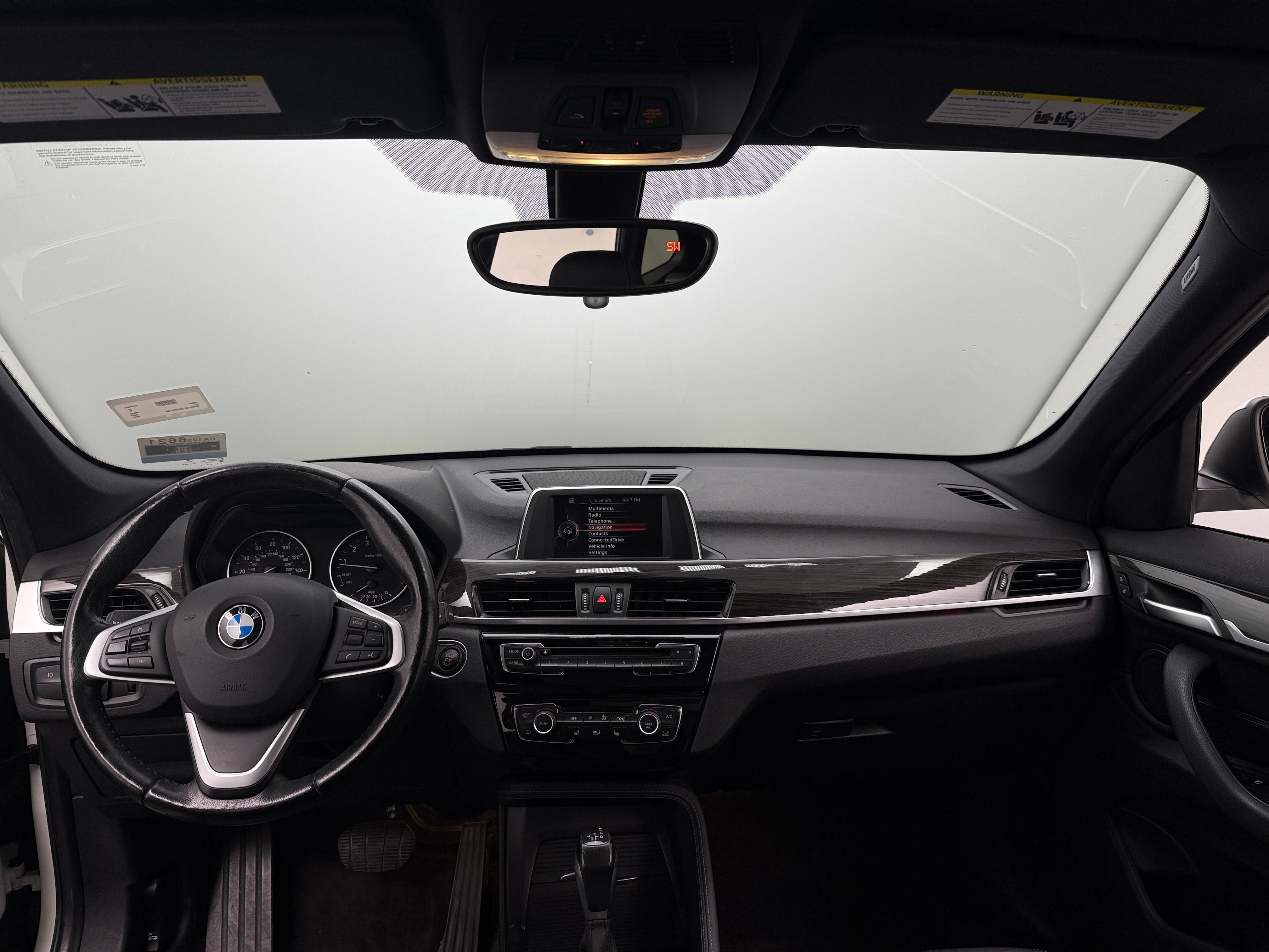 2017 BMW X1 xDrive28i 3