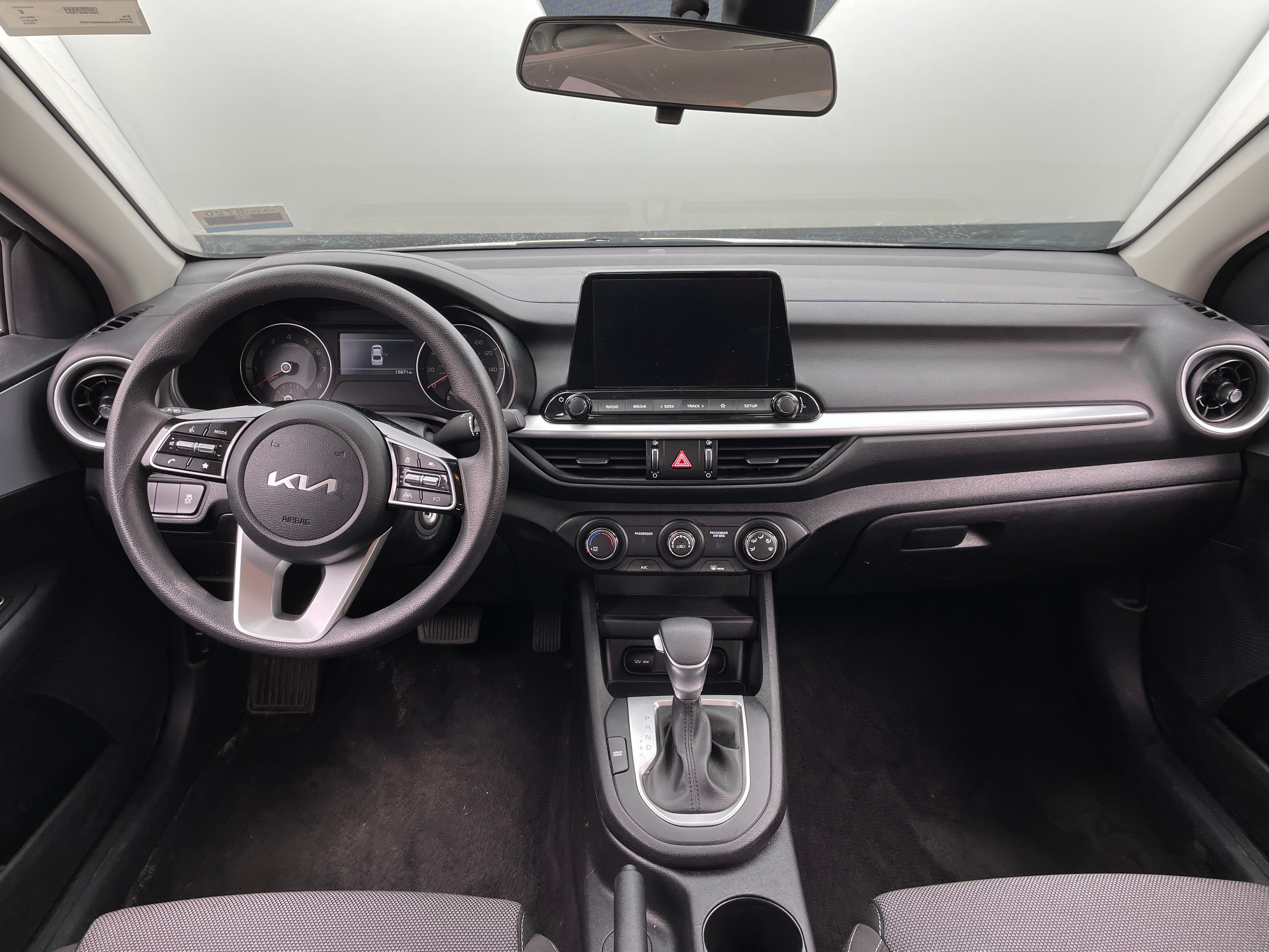 2024 Kia Forte LXS 3