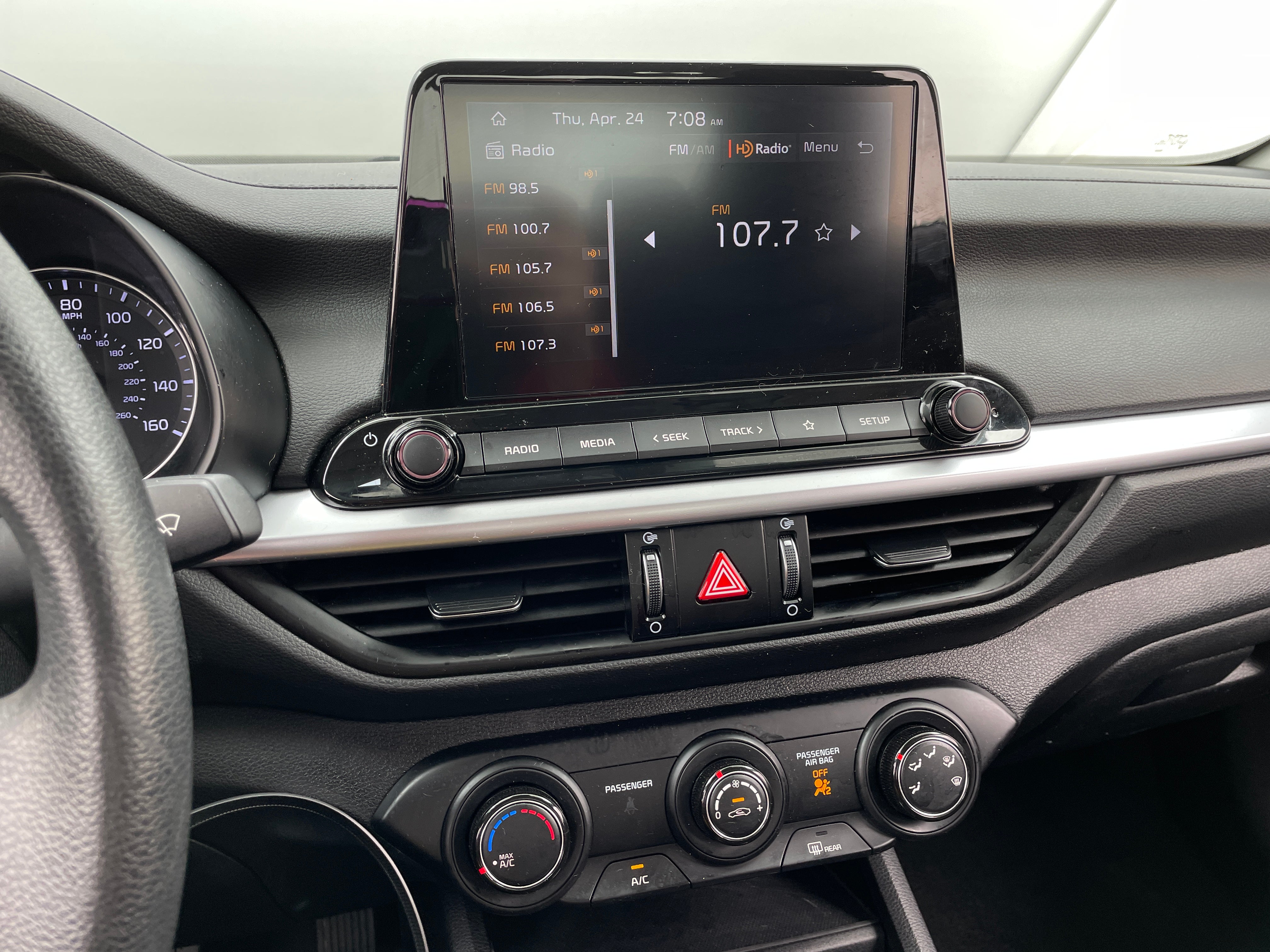 2024 Kia Forte LXS 4