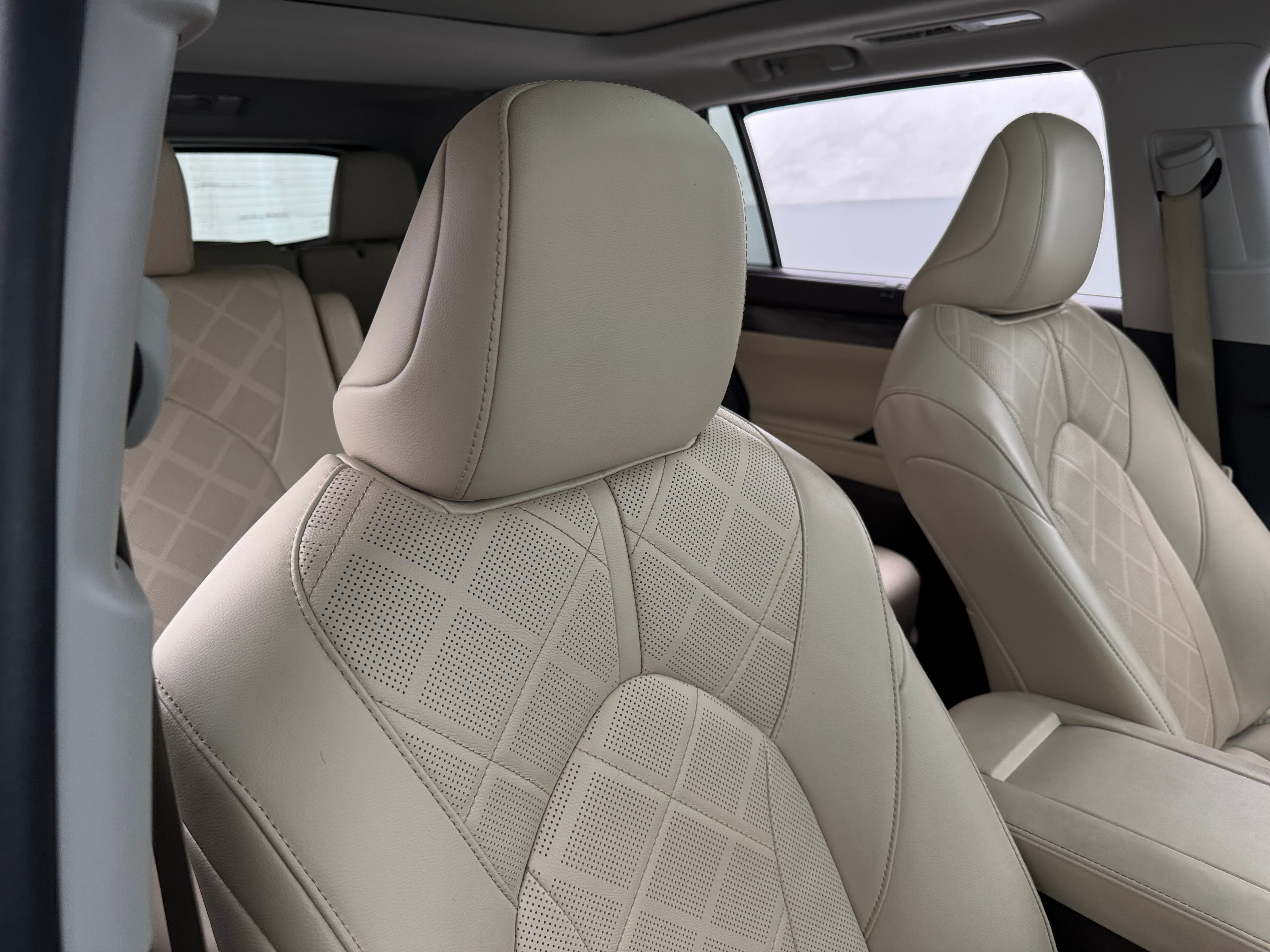 2022 Toyota Highlander Platinum 2