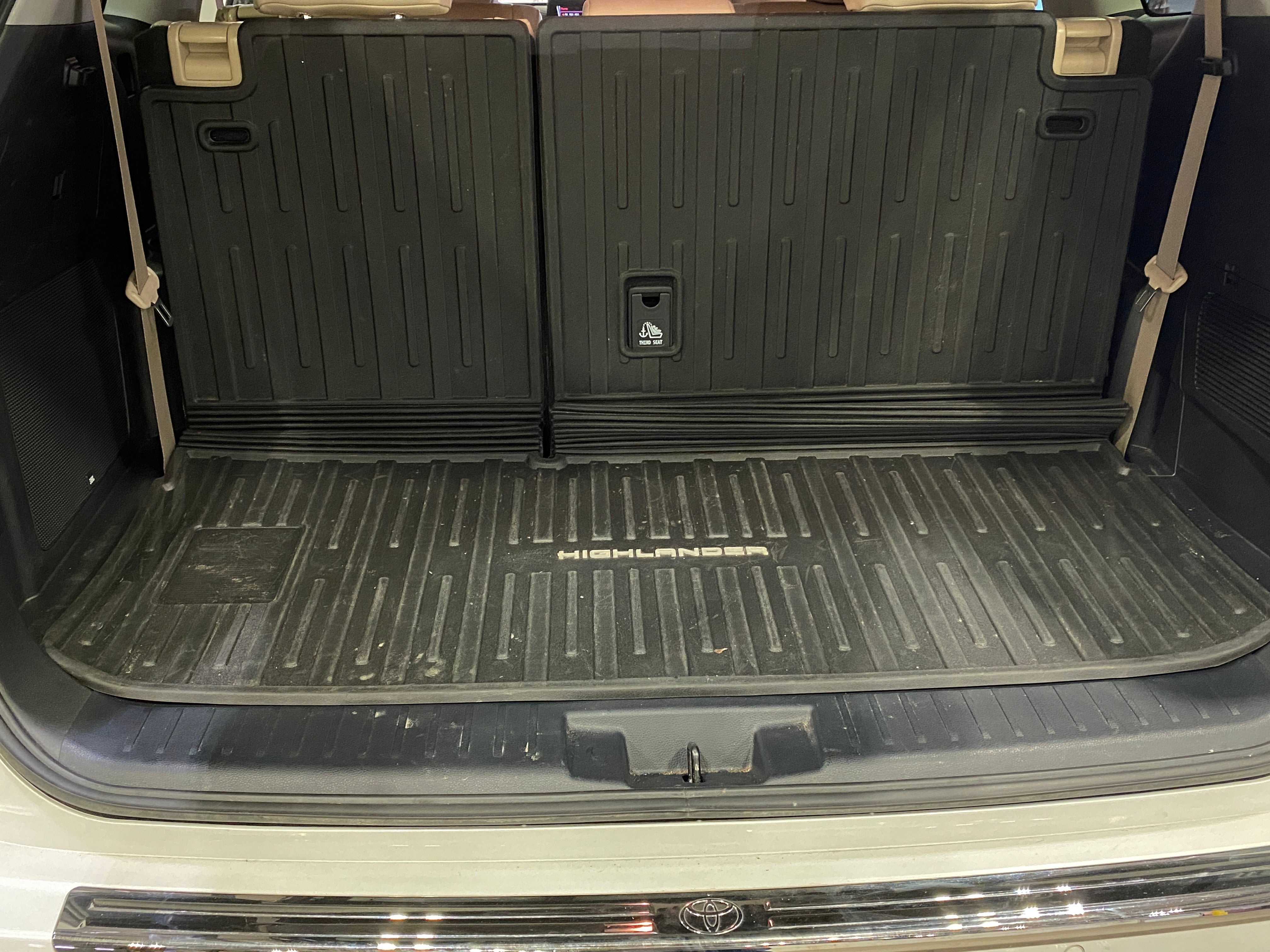 2022 Toyota Highlander Platinum 7