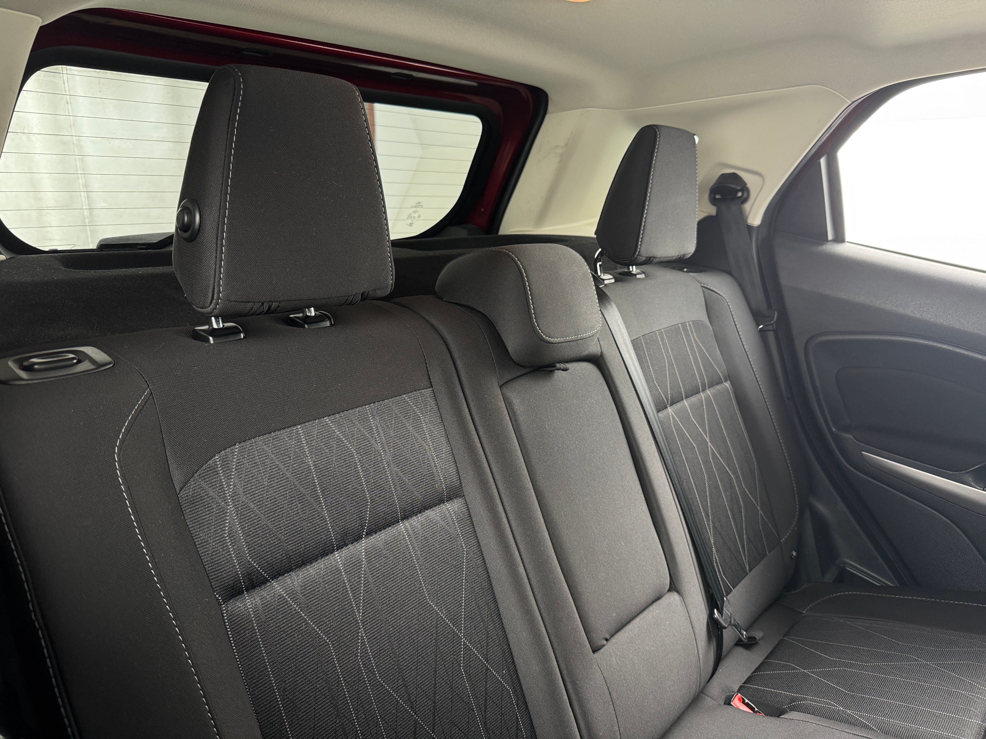 2019 Ford EcoSport SE 6