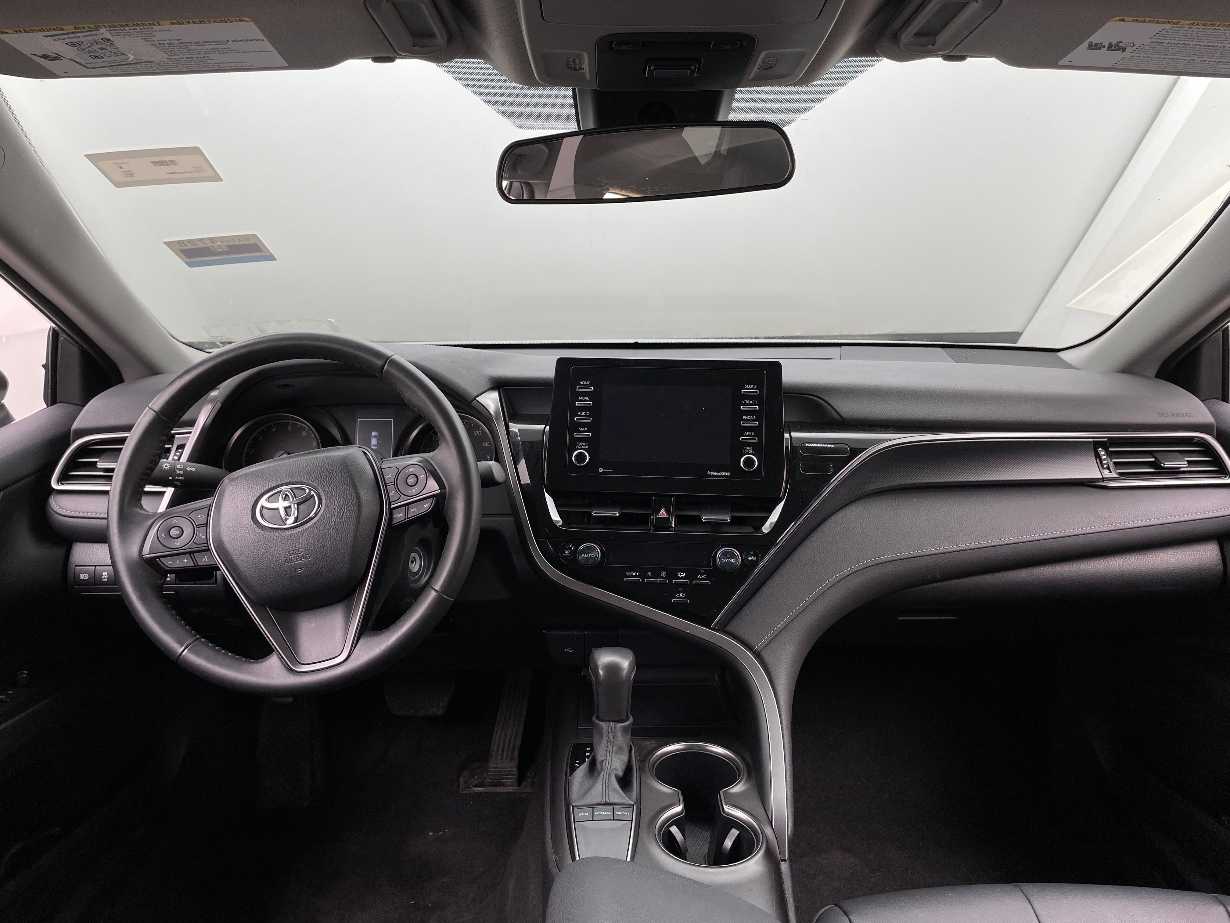 2024 Toyota Camry SE 2
