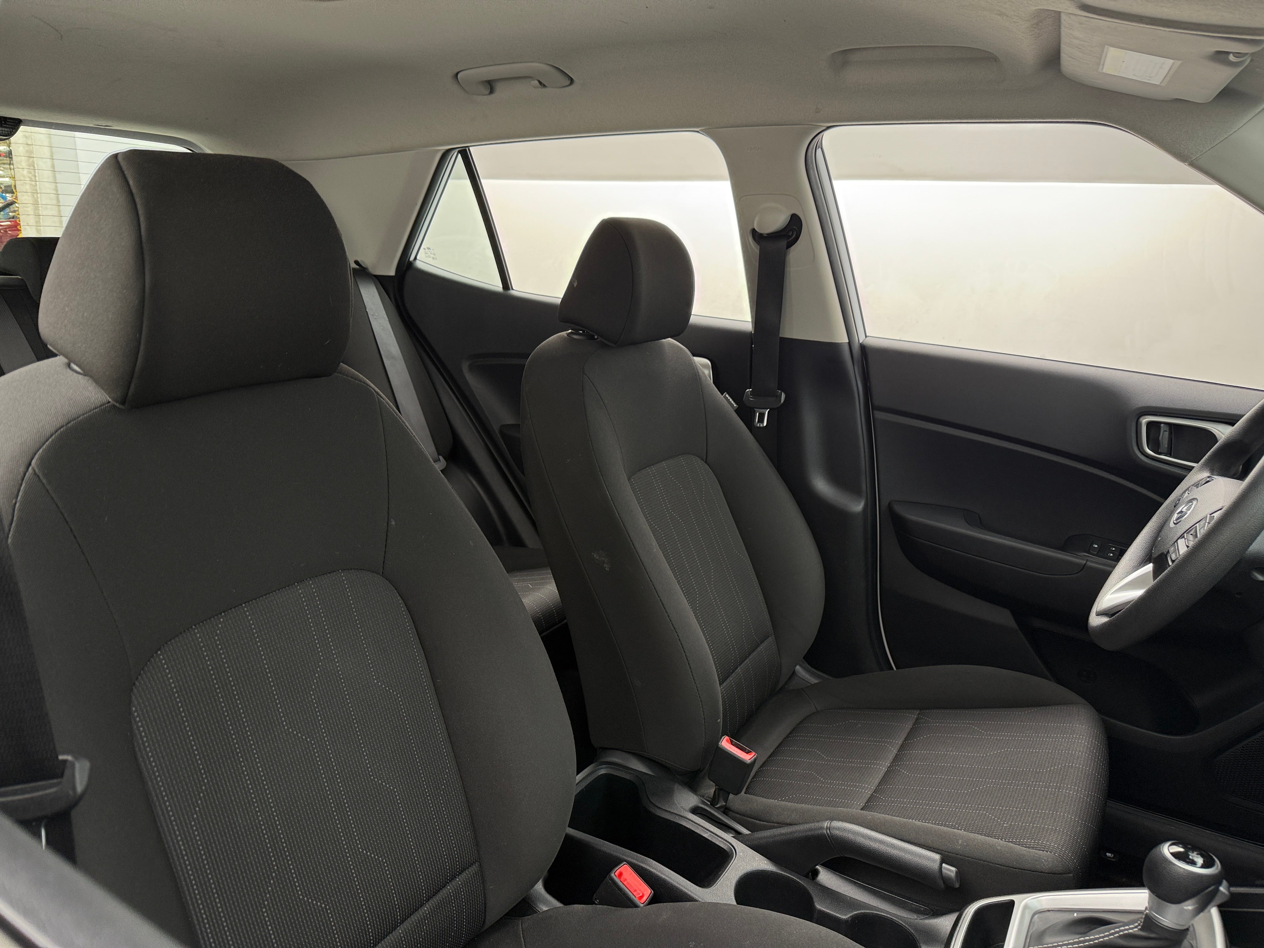 2021 Hyundai Venue SE 2