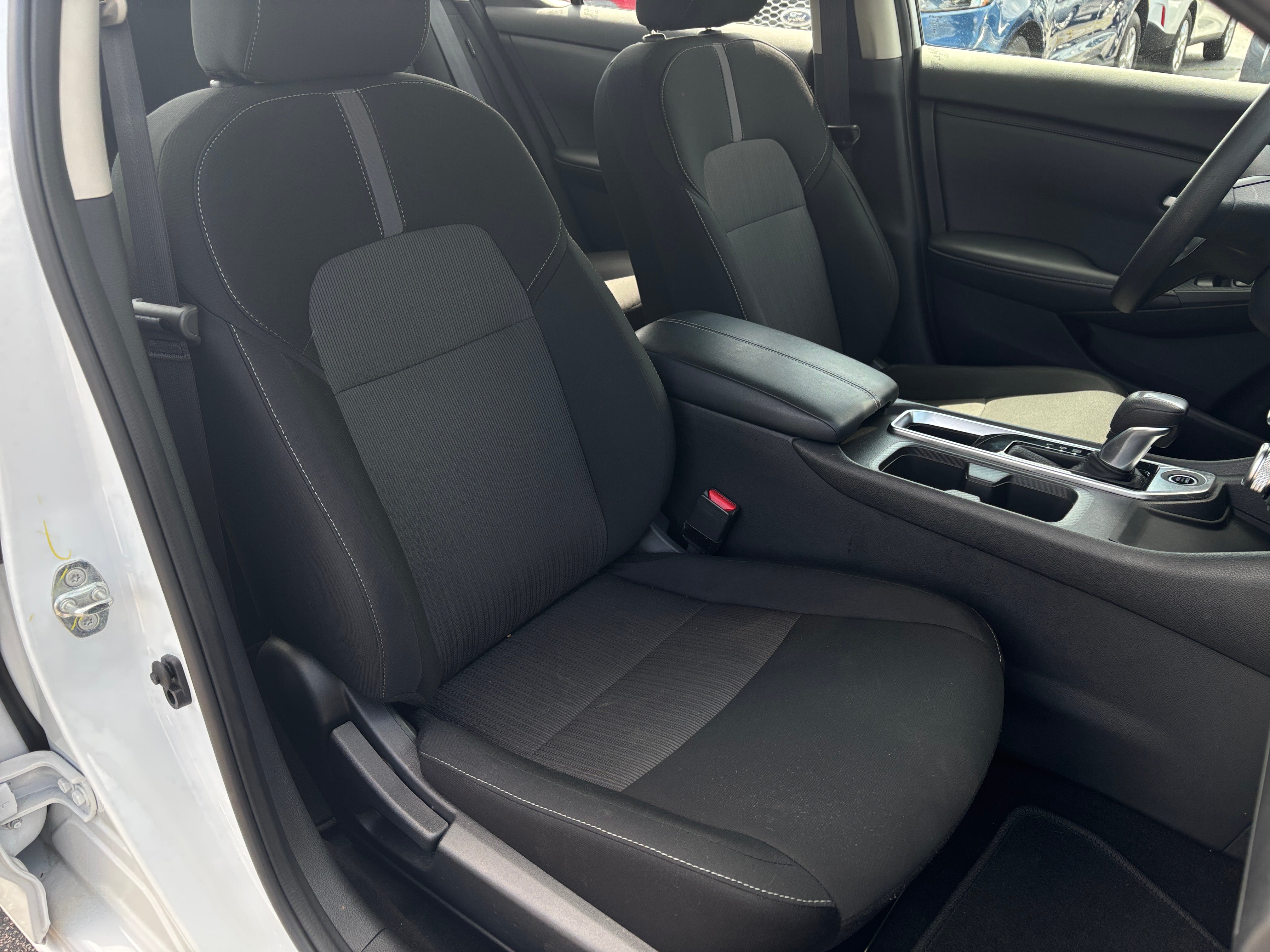 2024 Nissan Sentra SV 2