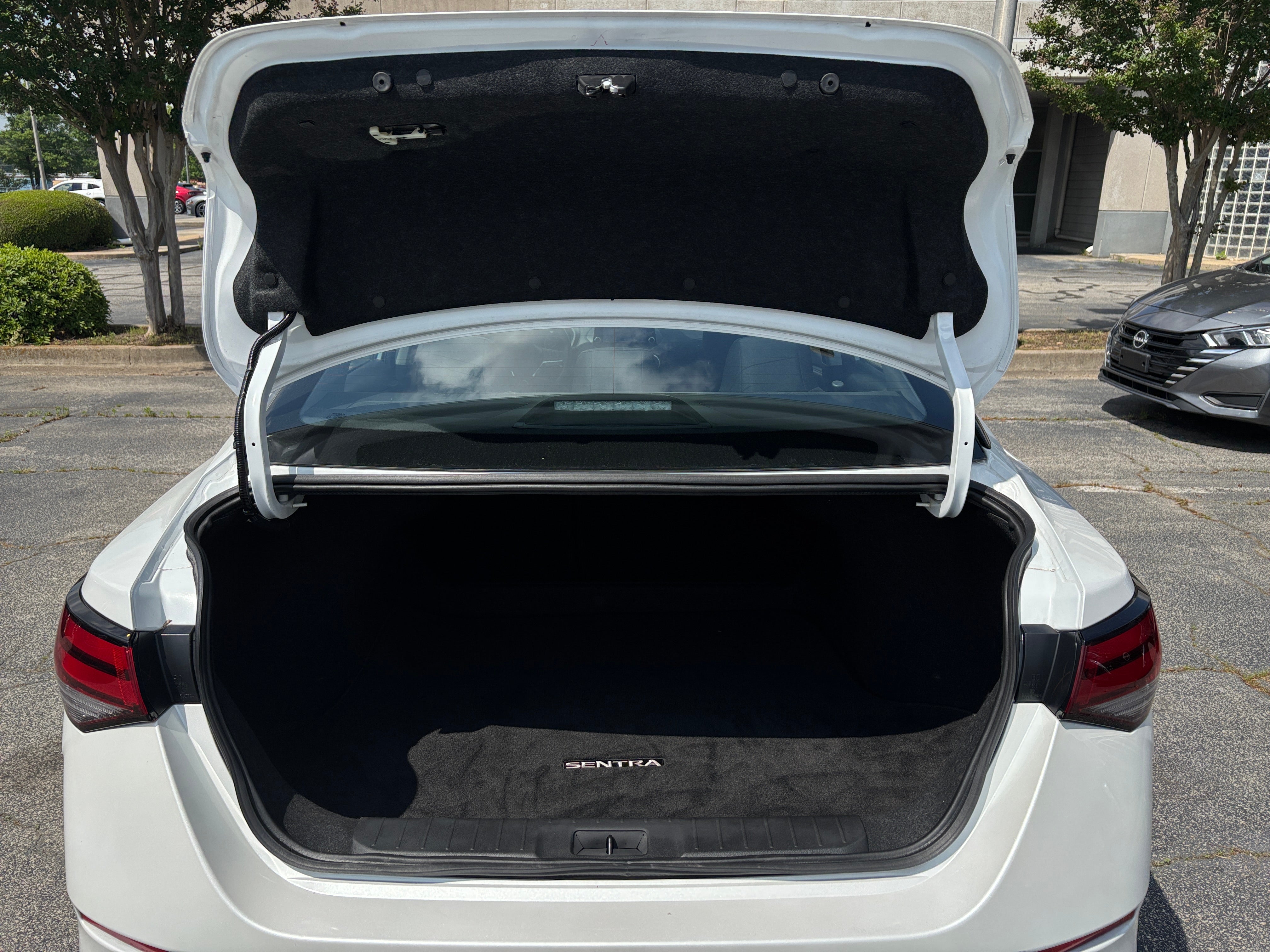 2024 Nissan Sentra SV 6