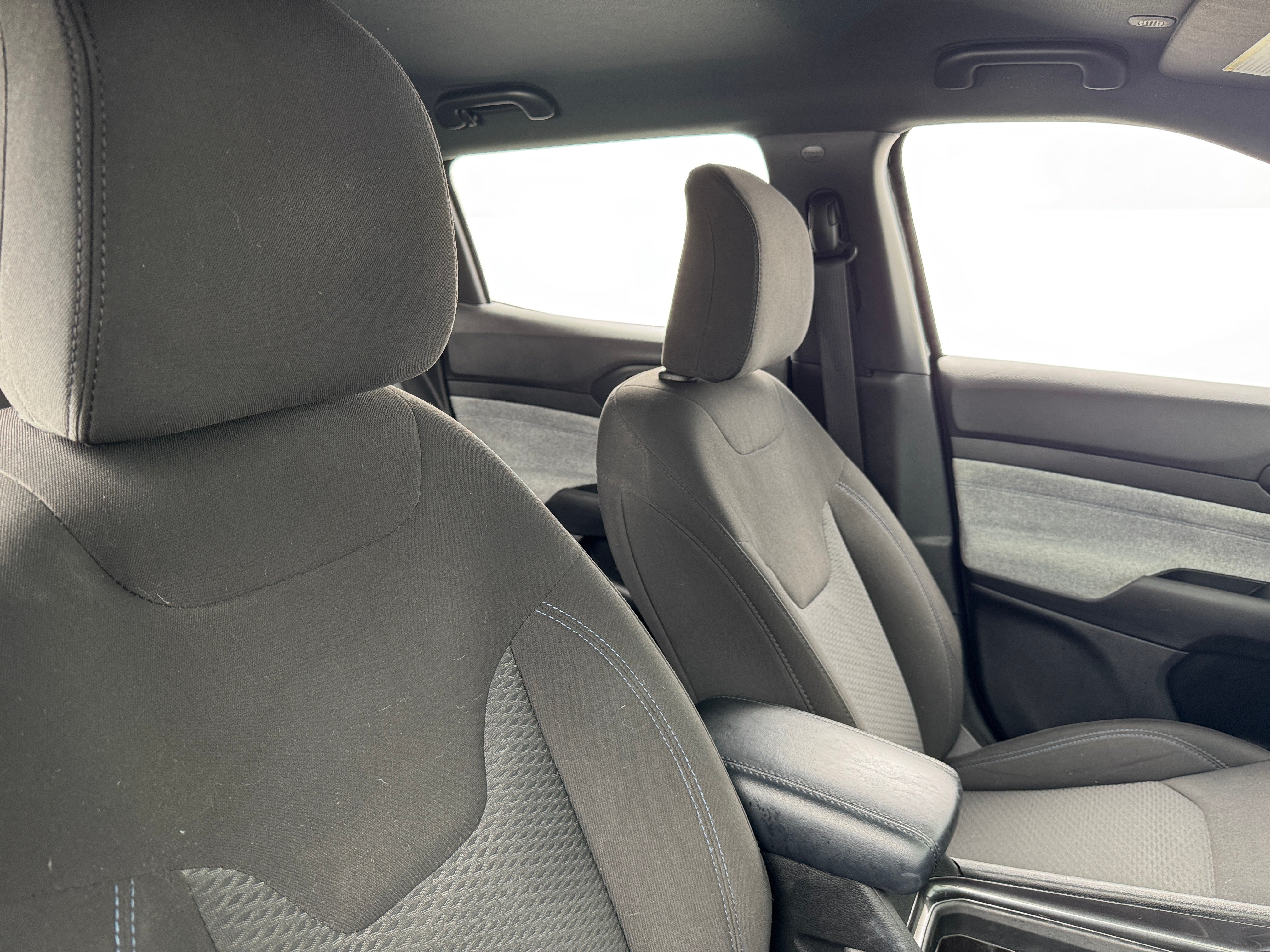 2023 Jeep Compass Base 2