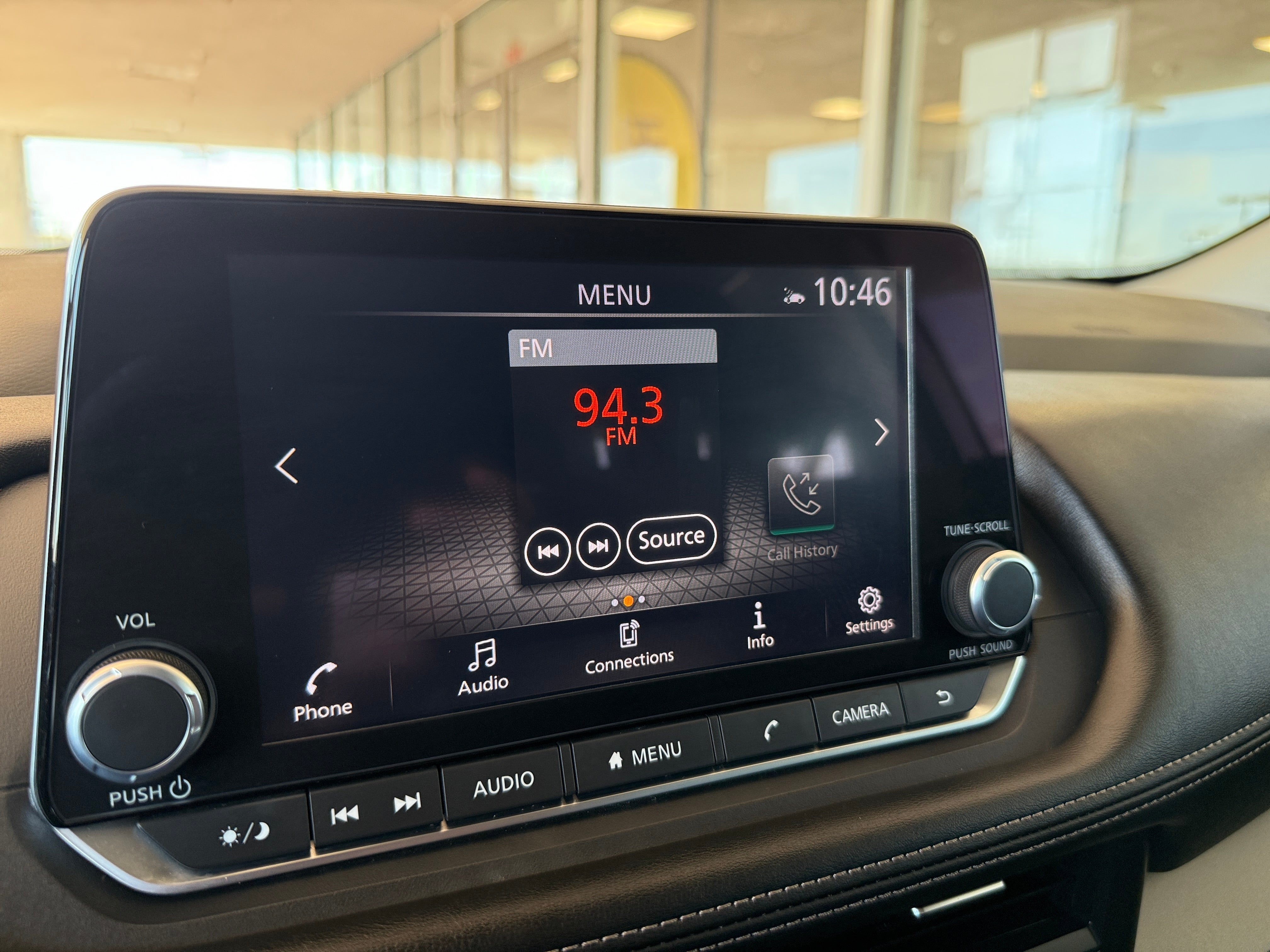 2024 Nissan Rogue SV 4
