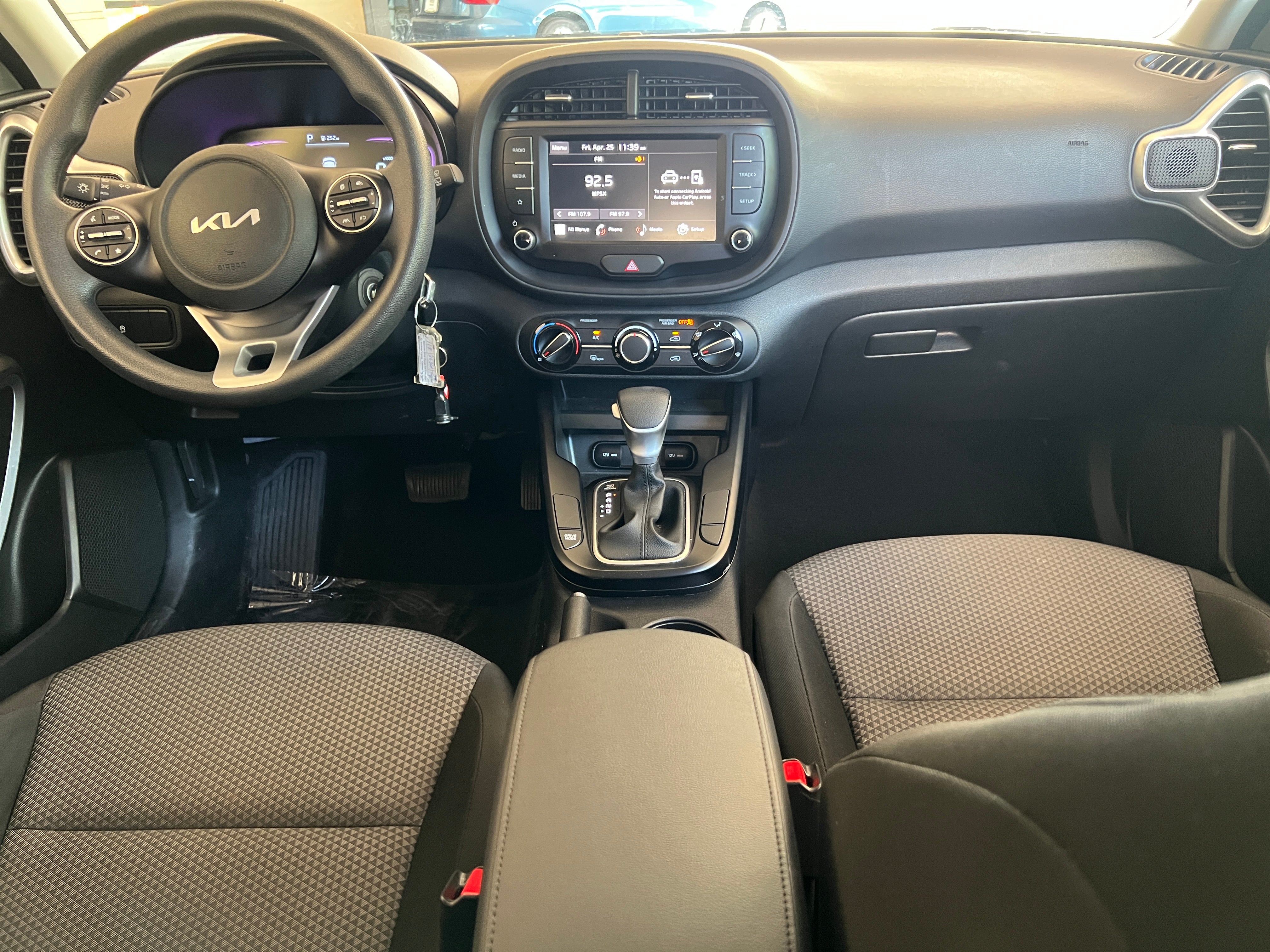 2024 Kia Soul LX 3