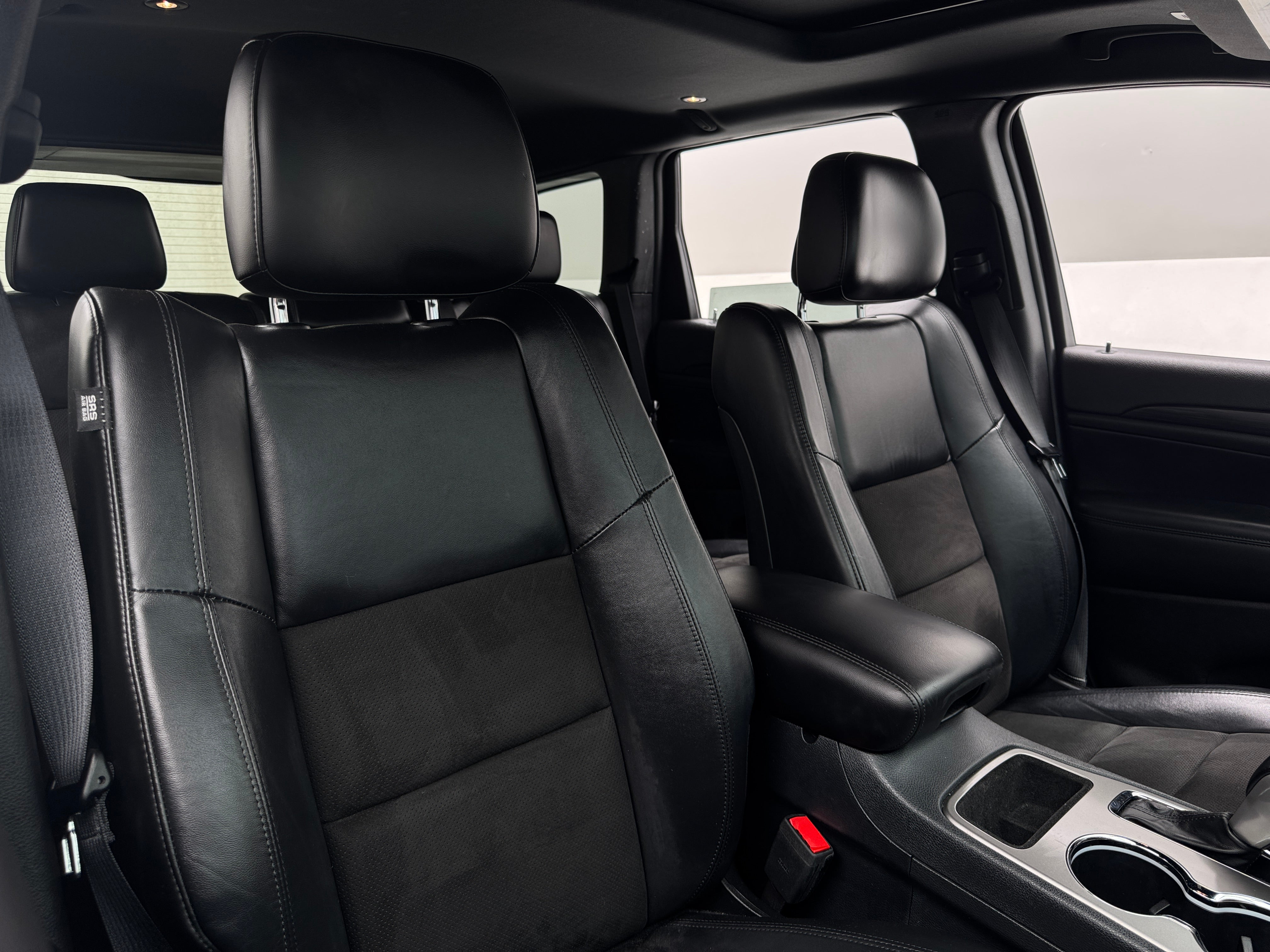 2020 Jeep Grand Cherokee Altitude 2