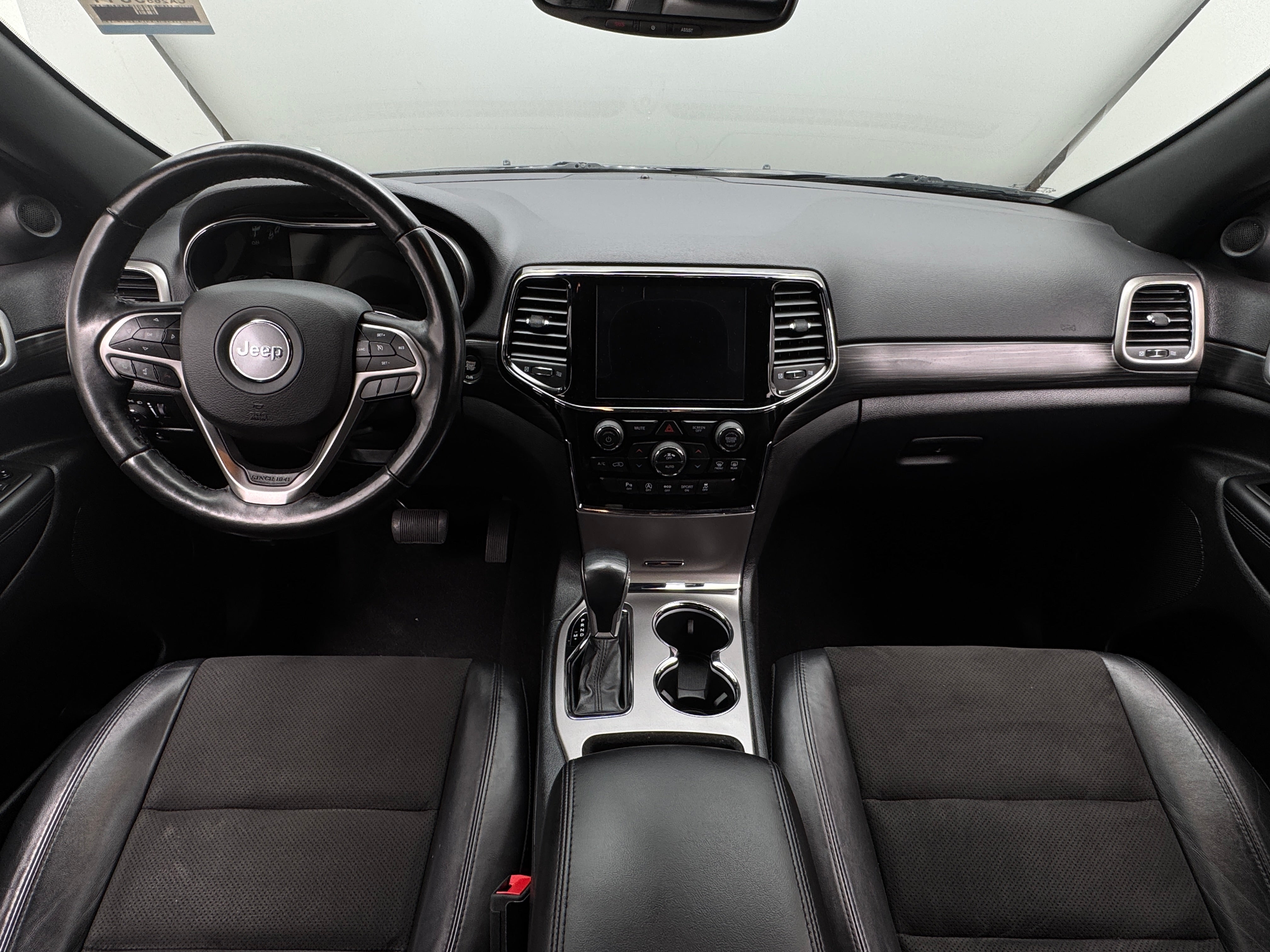 2020 Jeep Grand Cherokee Altitude 3