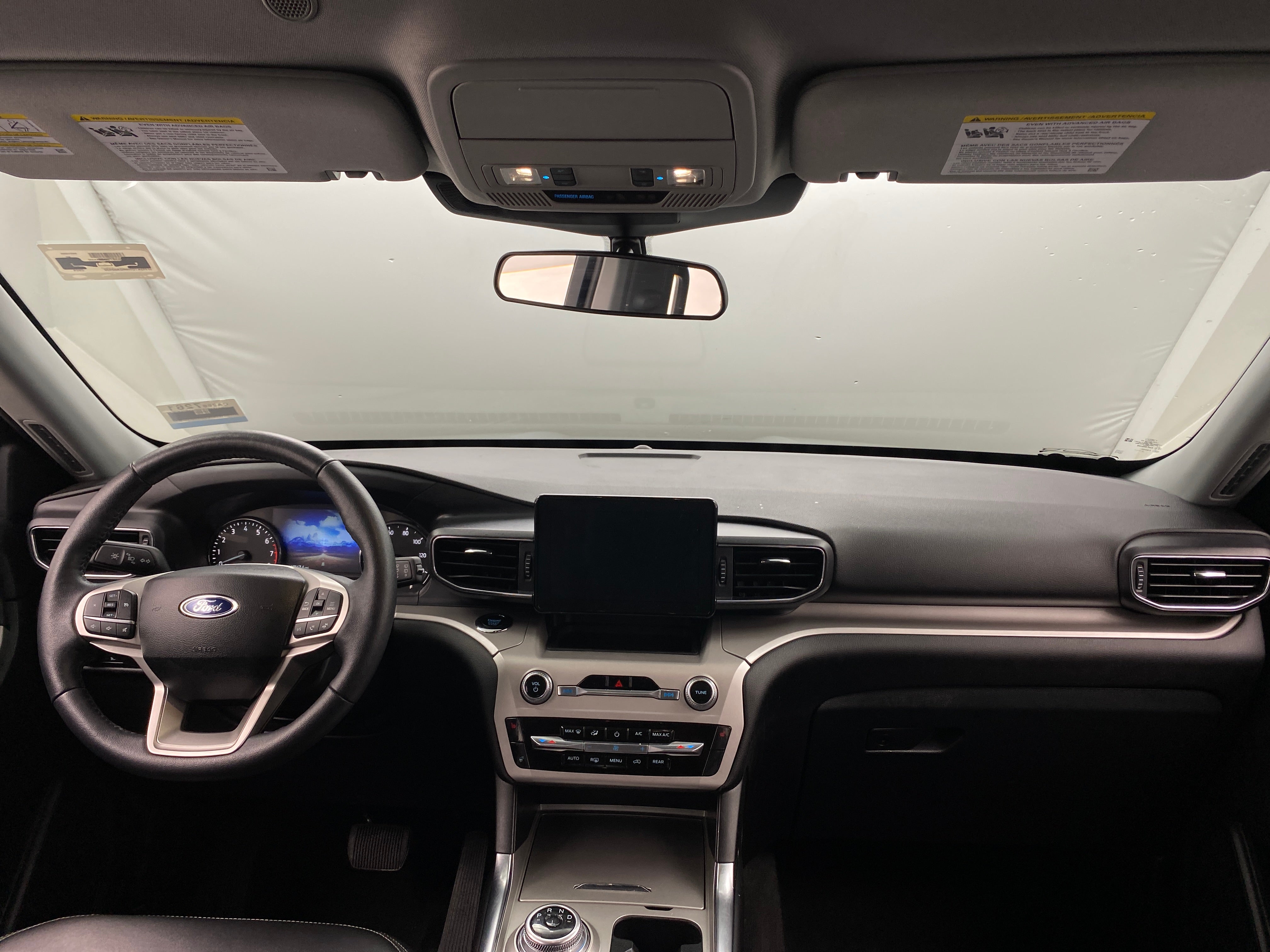 2024 Ford Explorer XLT 3