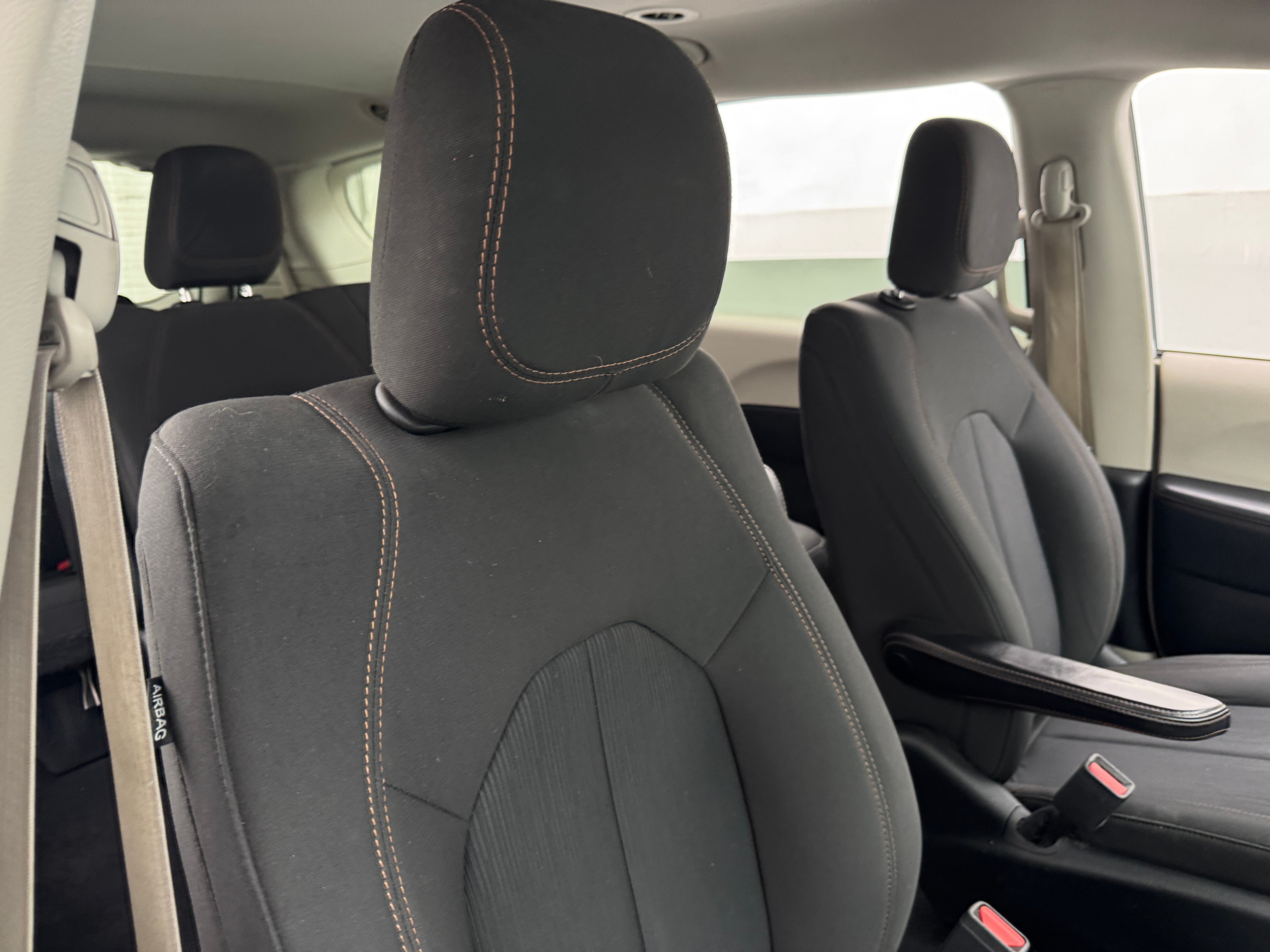 2018 Chrysler Pacifica L 2